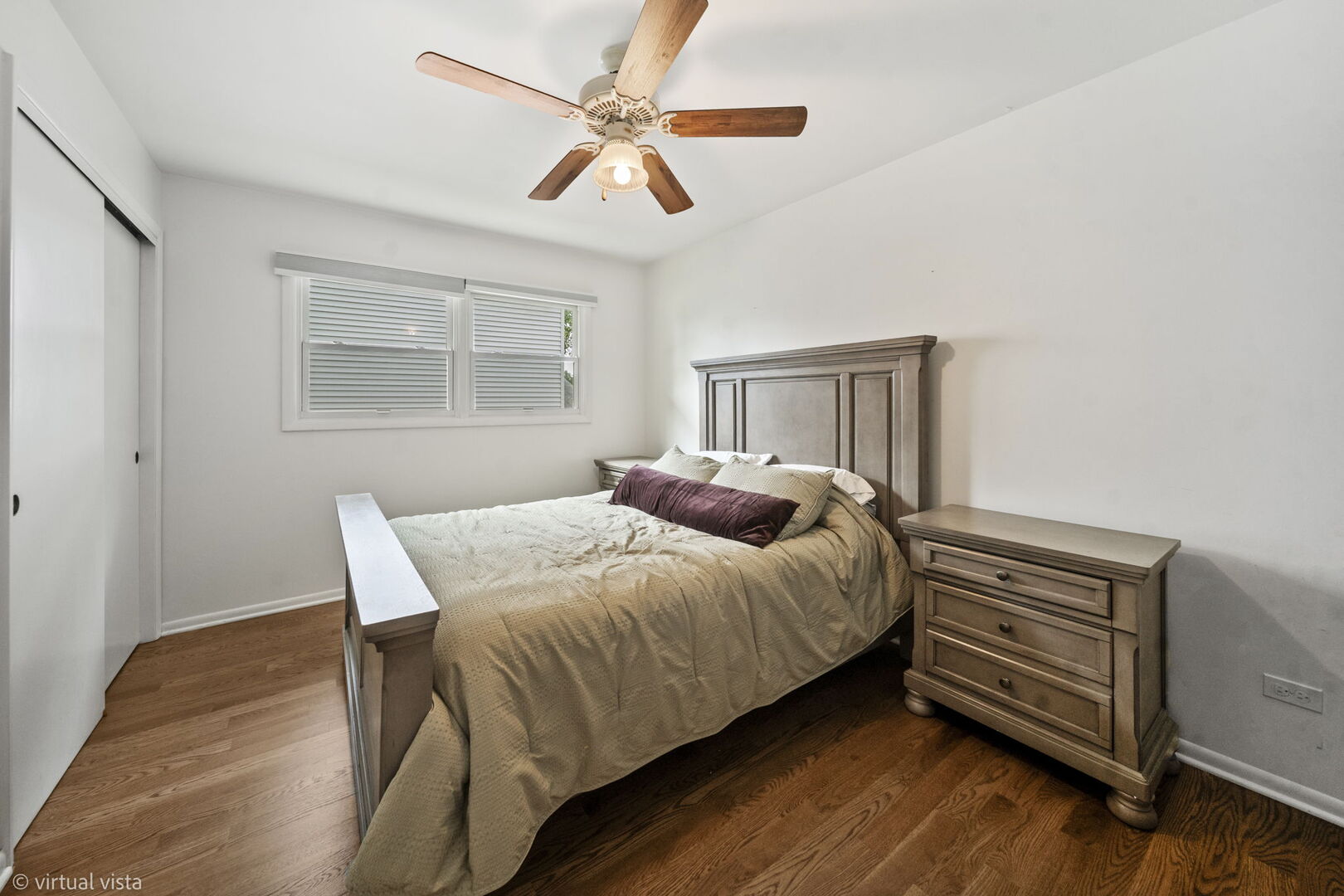 3904 Saratoga Avenue Property Photo 6
