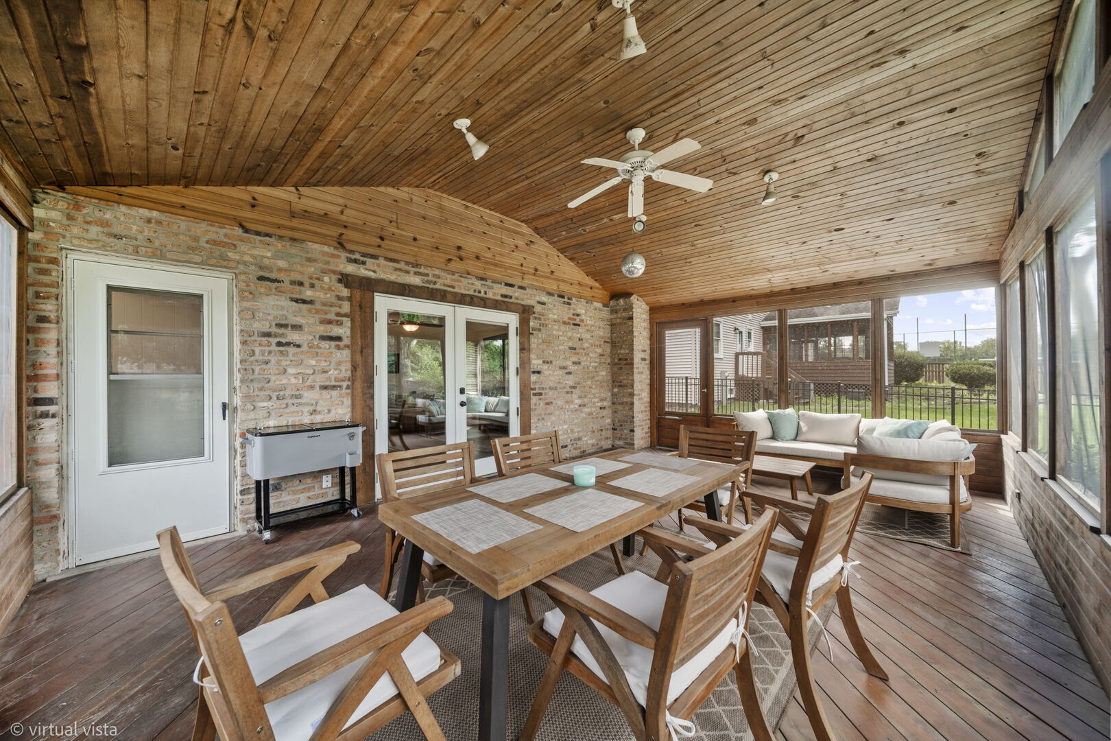3904 Saratoga Avenue Property Photo 18