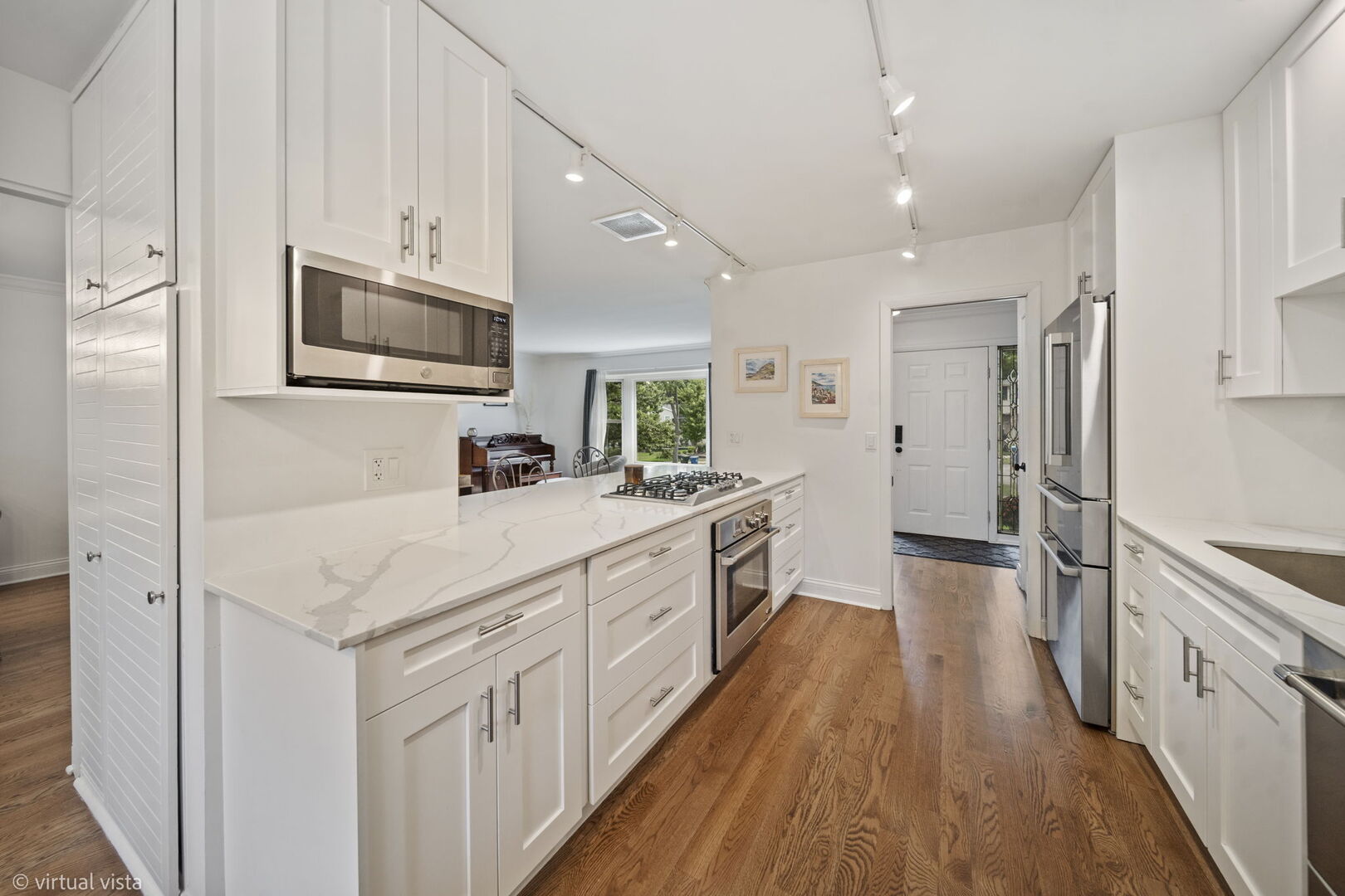 3904 Saratoga Avenue Property Photo 25