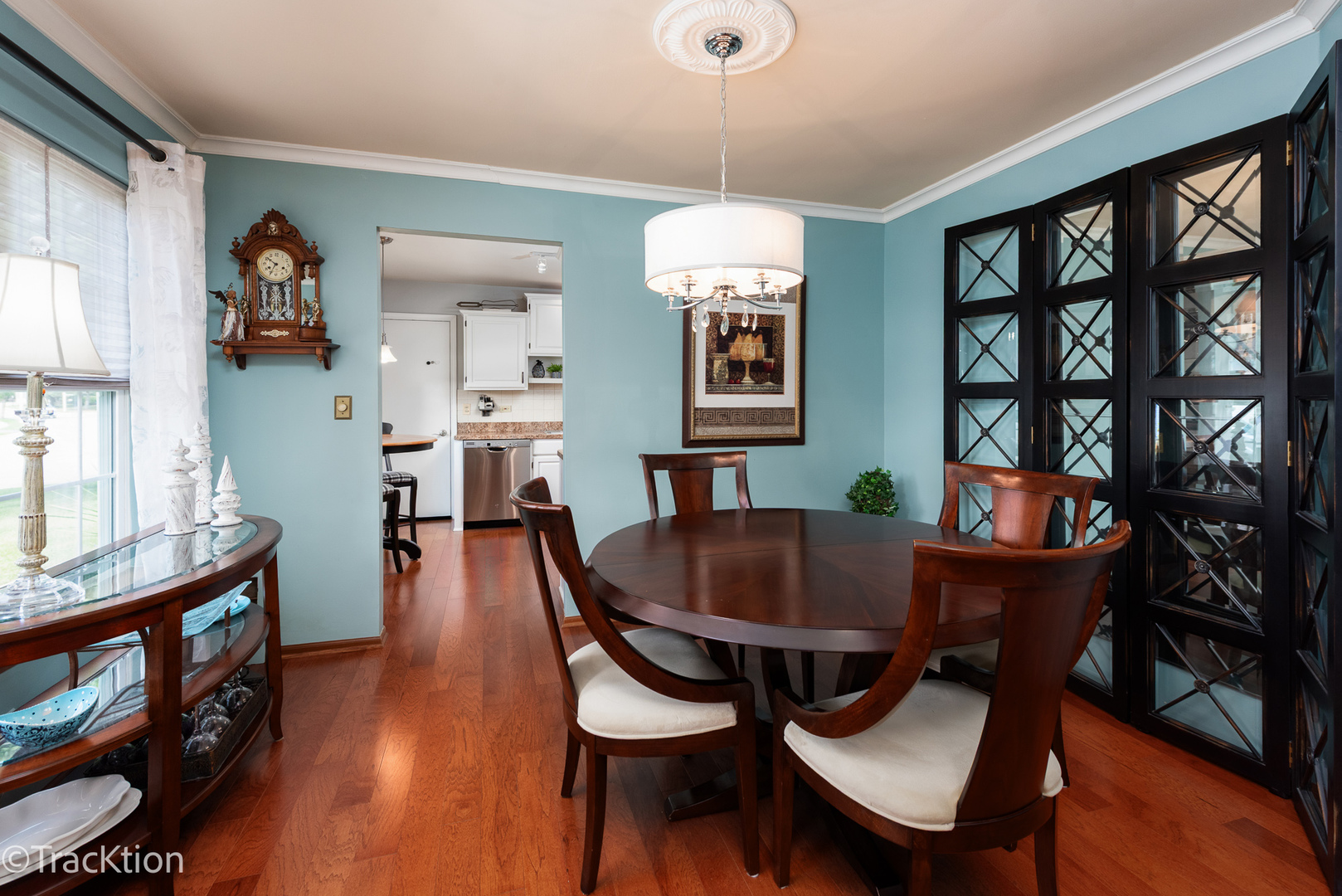 20839 W Hickory Court Property Photo 6