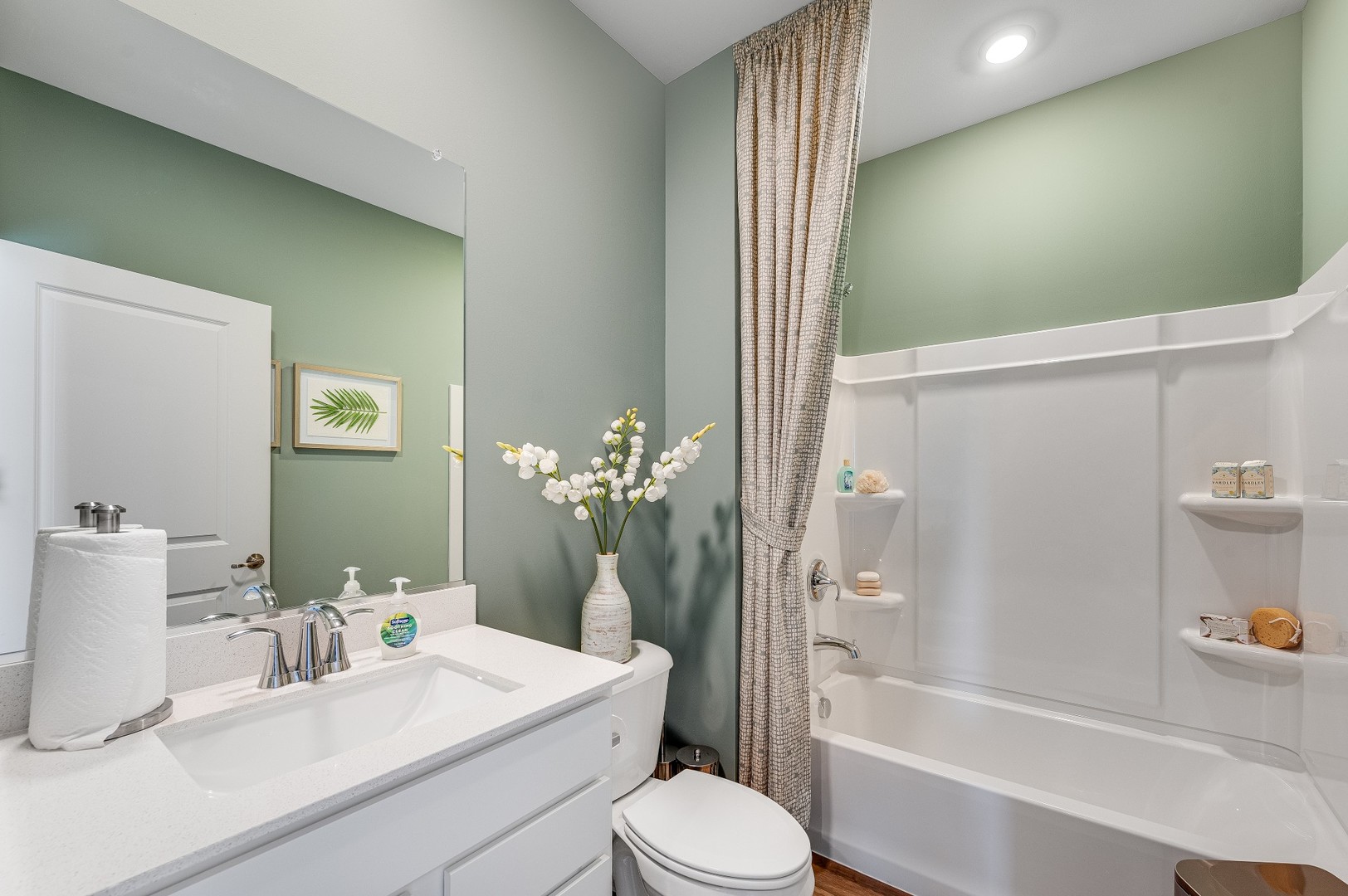 1404 Hawkins Way Property Photo 5