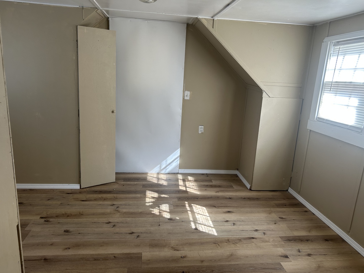 2209 1st Street Property Photo 8