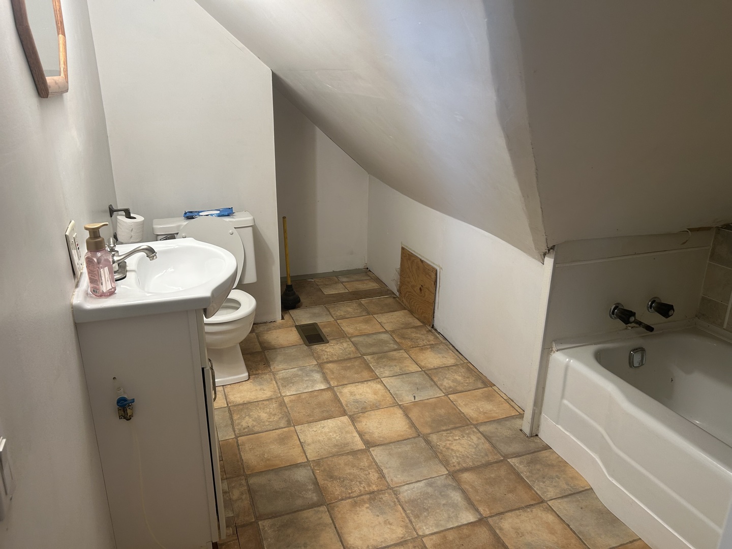 2209 1st Street Property Photo 10