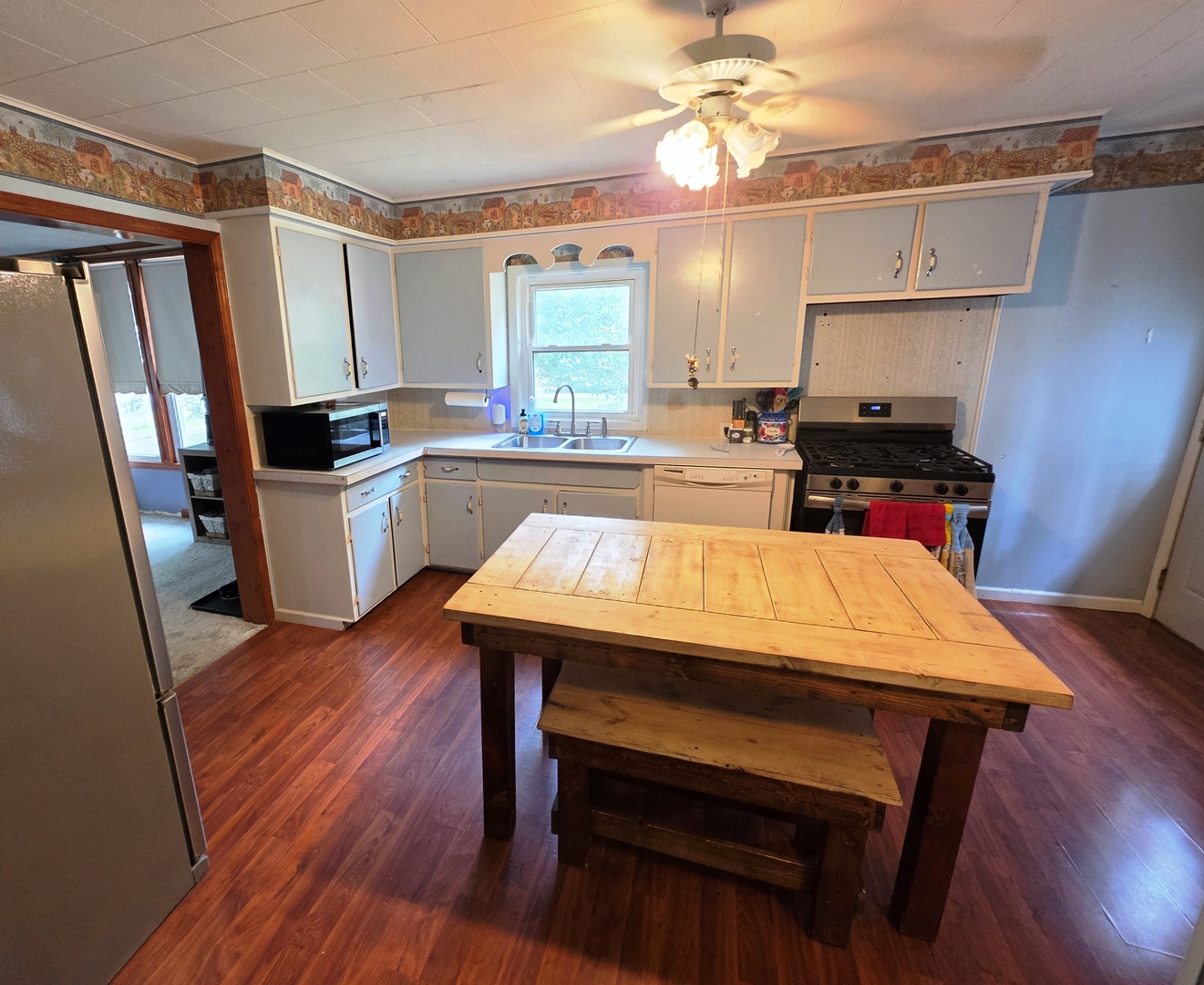 416 Perkins Street Property Photo 4