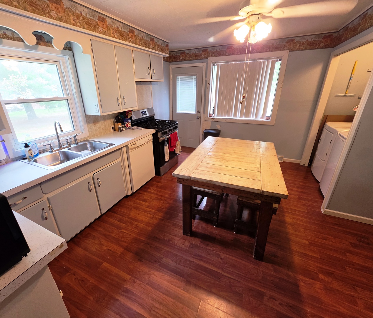 416 Perkins Street Property Photo 7