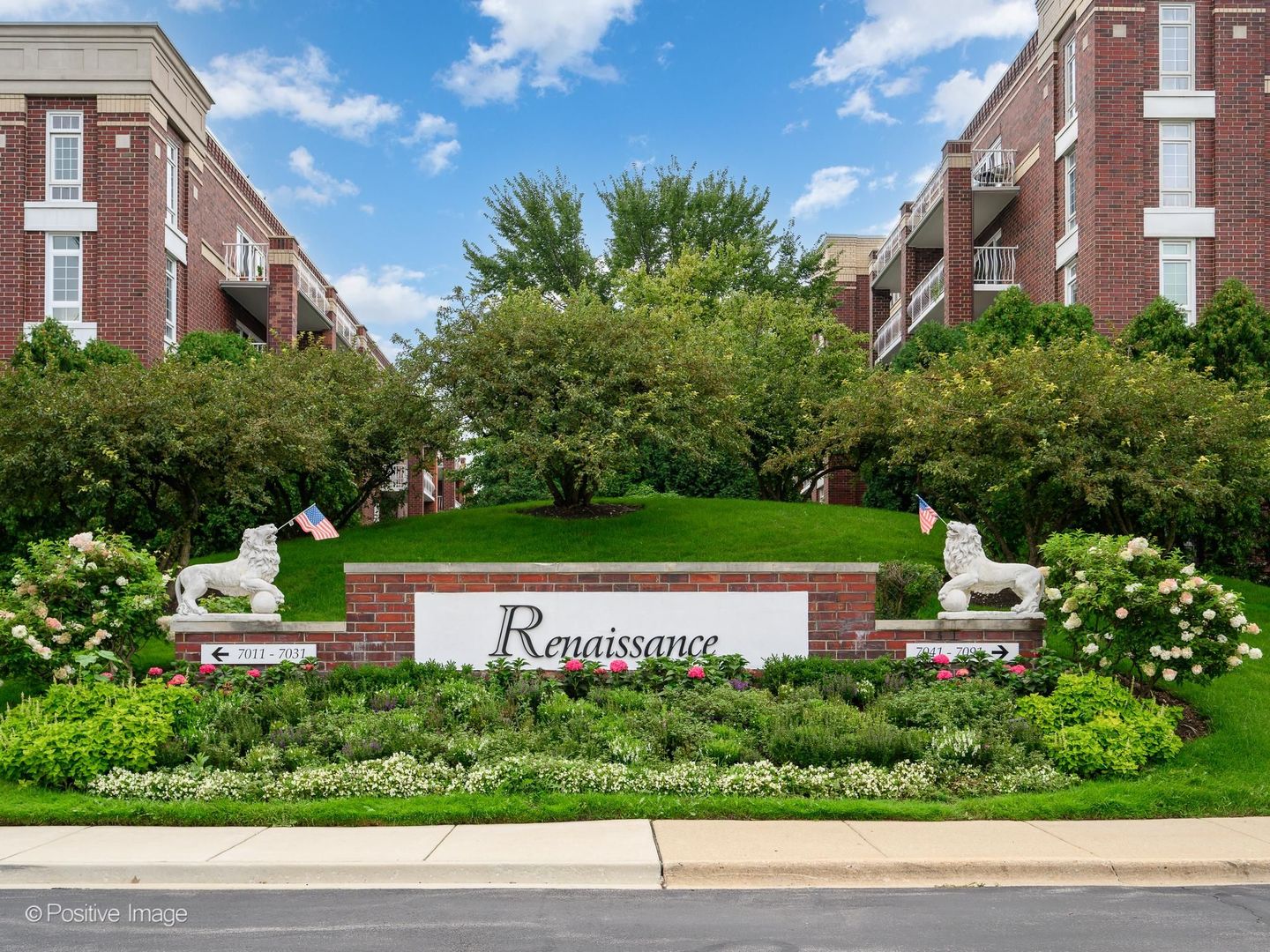 7071 W TOUHY Avenue 408 Property Photo 1