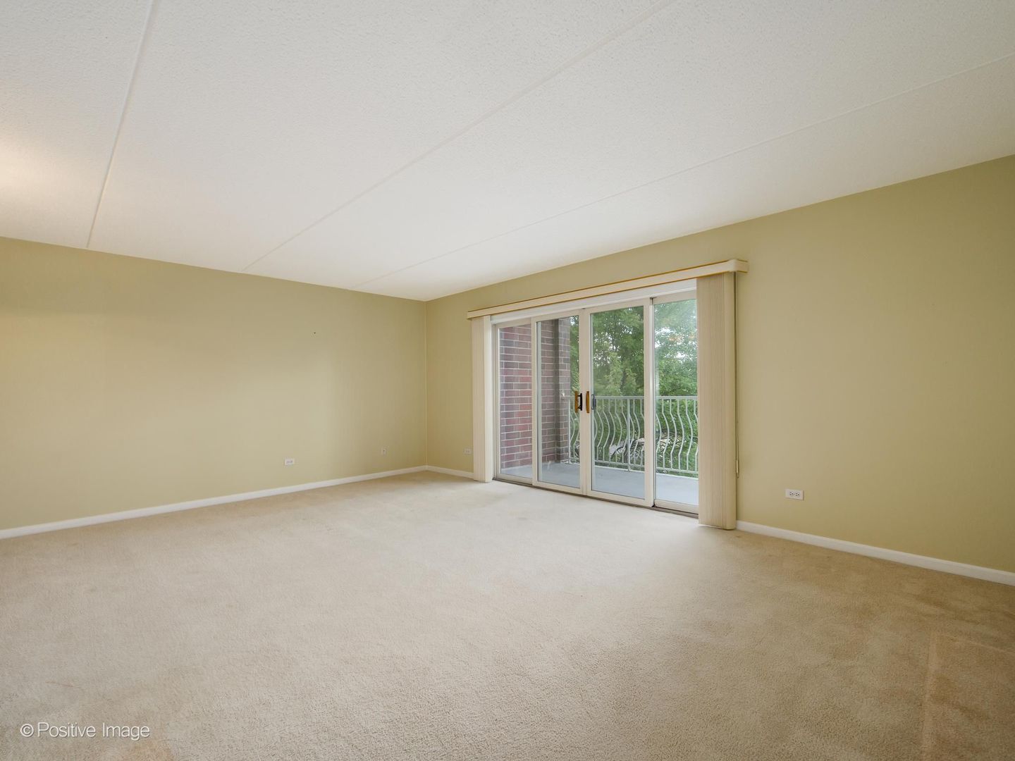 7071 W Touhy Avenue 408 Property Photo 9