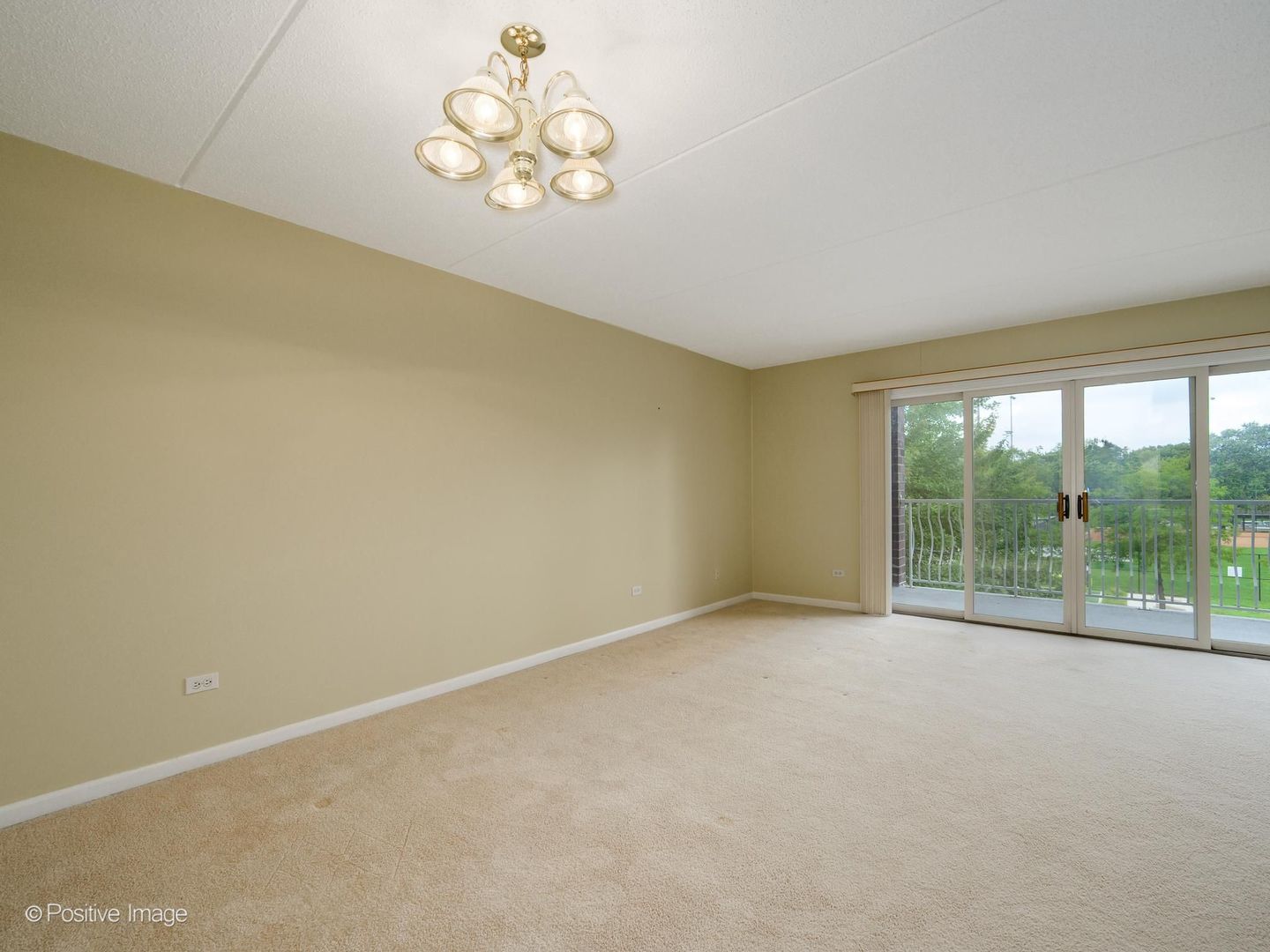 7071 W Touhy Avenue 408 Property Photo 11