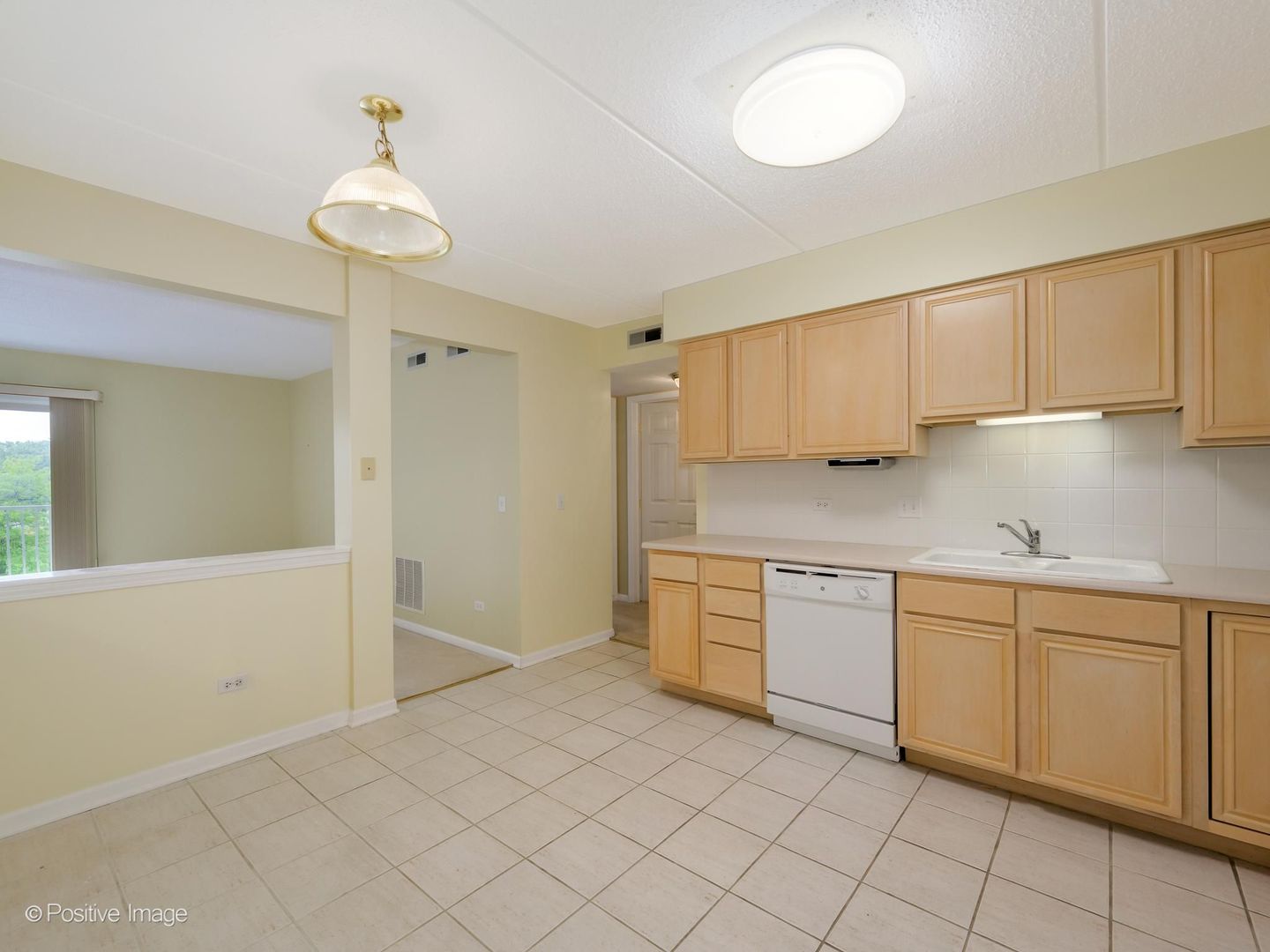 7071 W Touhy Avenue 408 Property Photo 15