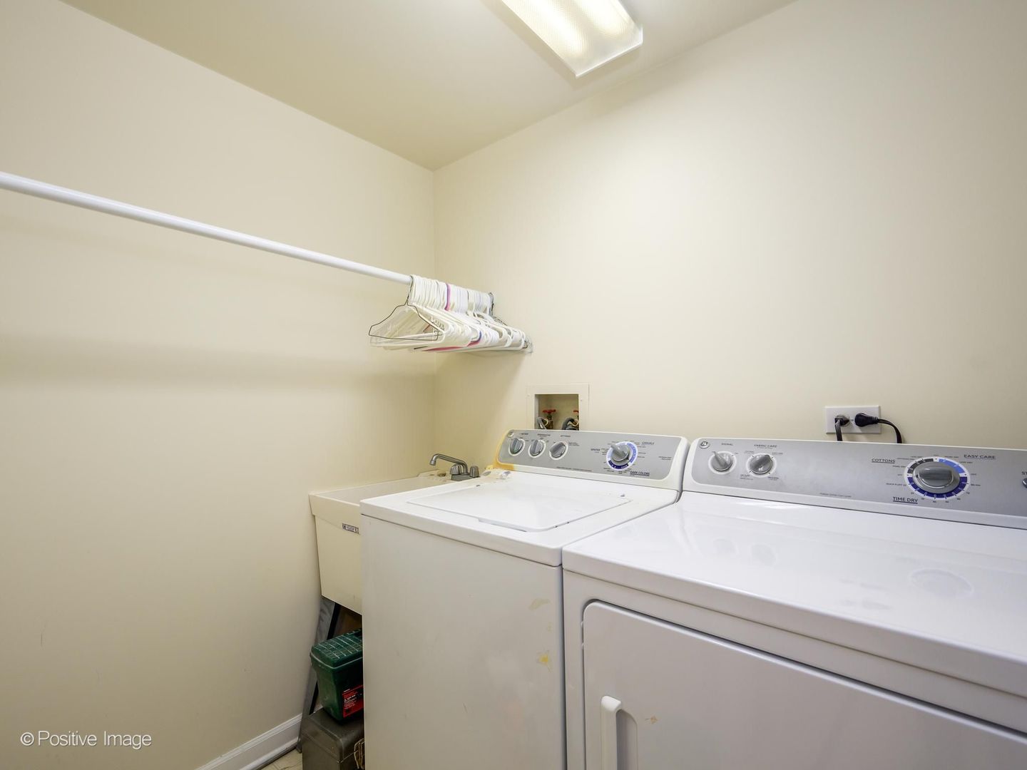 7071 W Touhy Avenue 408 Property Photo 22