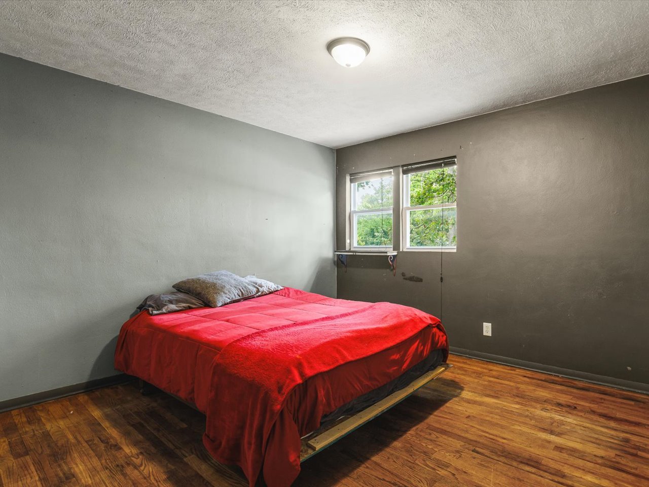 1007 E Hosmer Street Property Photo 16