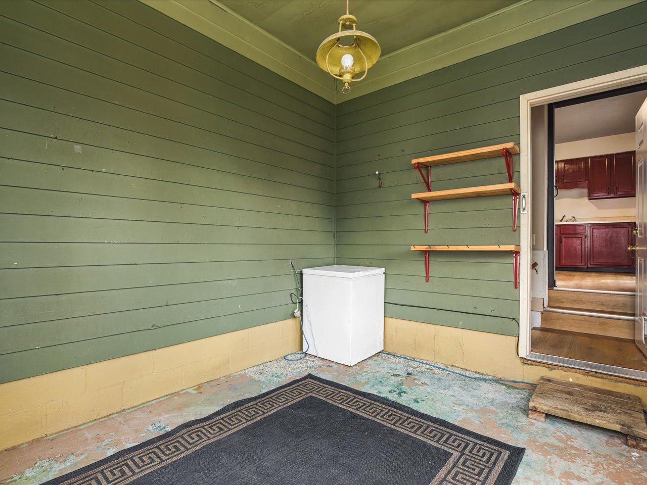 1007 E Hosmer Street Property Photo 20