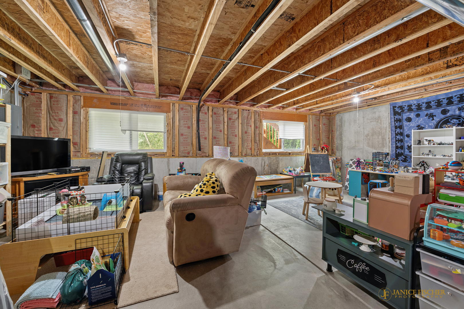 1481 Yosemite Circle Property Photo 14