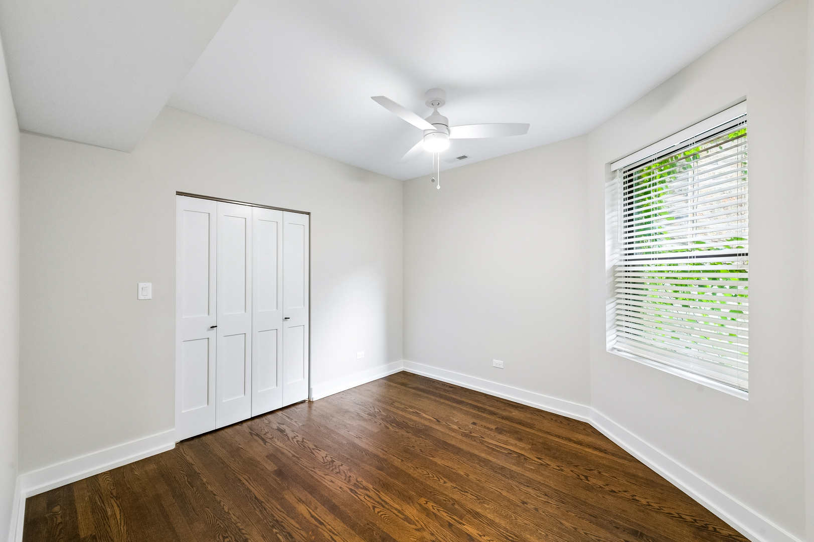 6453 N Bosworth Avenue 1 Property Photo 7