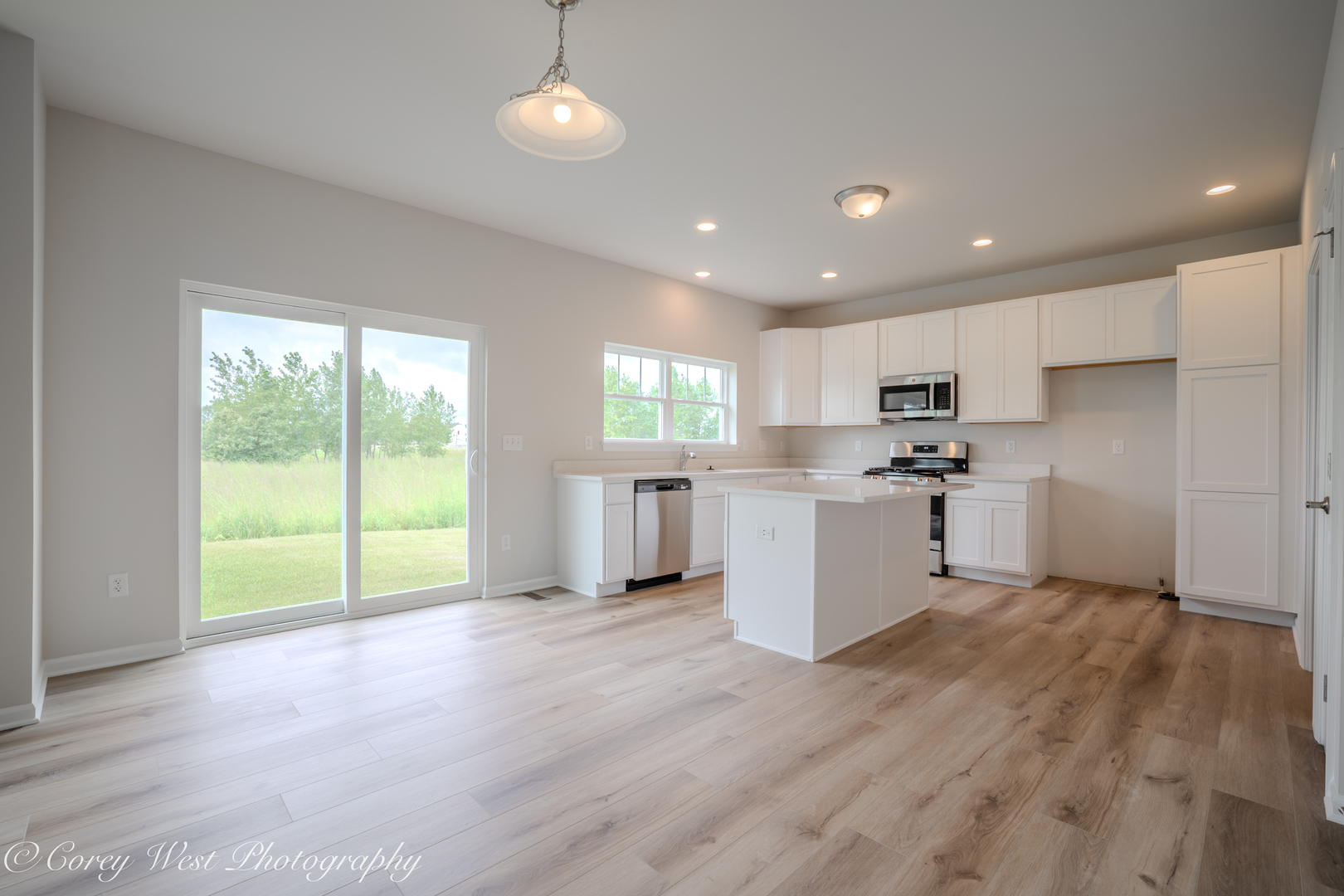 359 N. Aspen Drive Property Photo 16