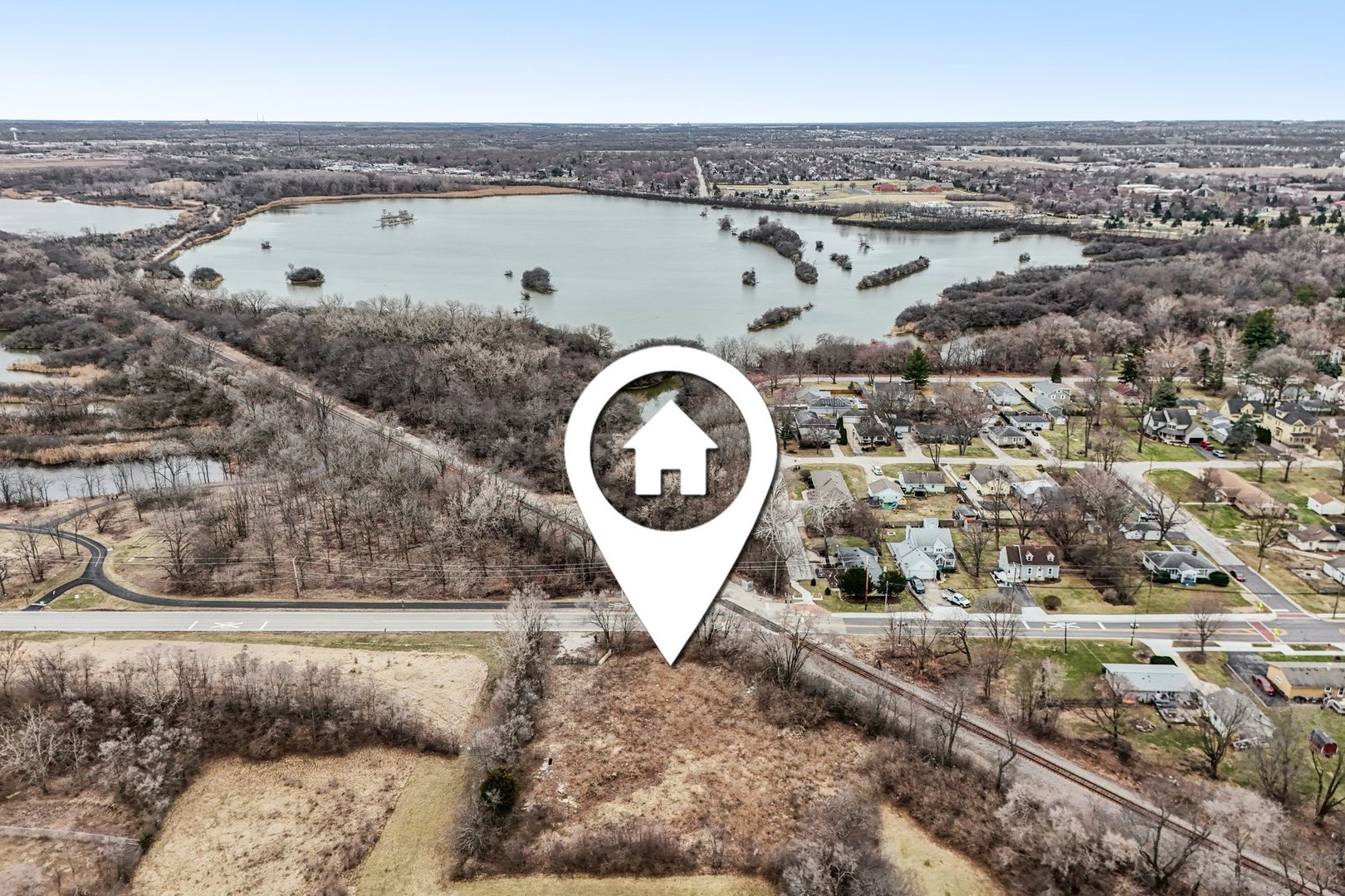 8 W Lockport Street Property Photo 6
