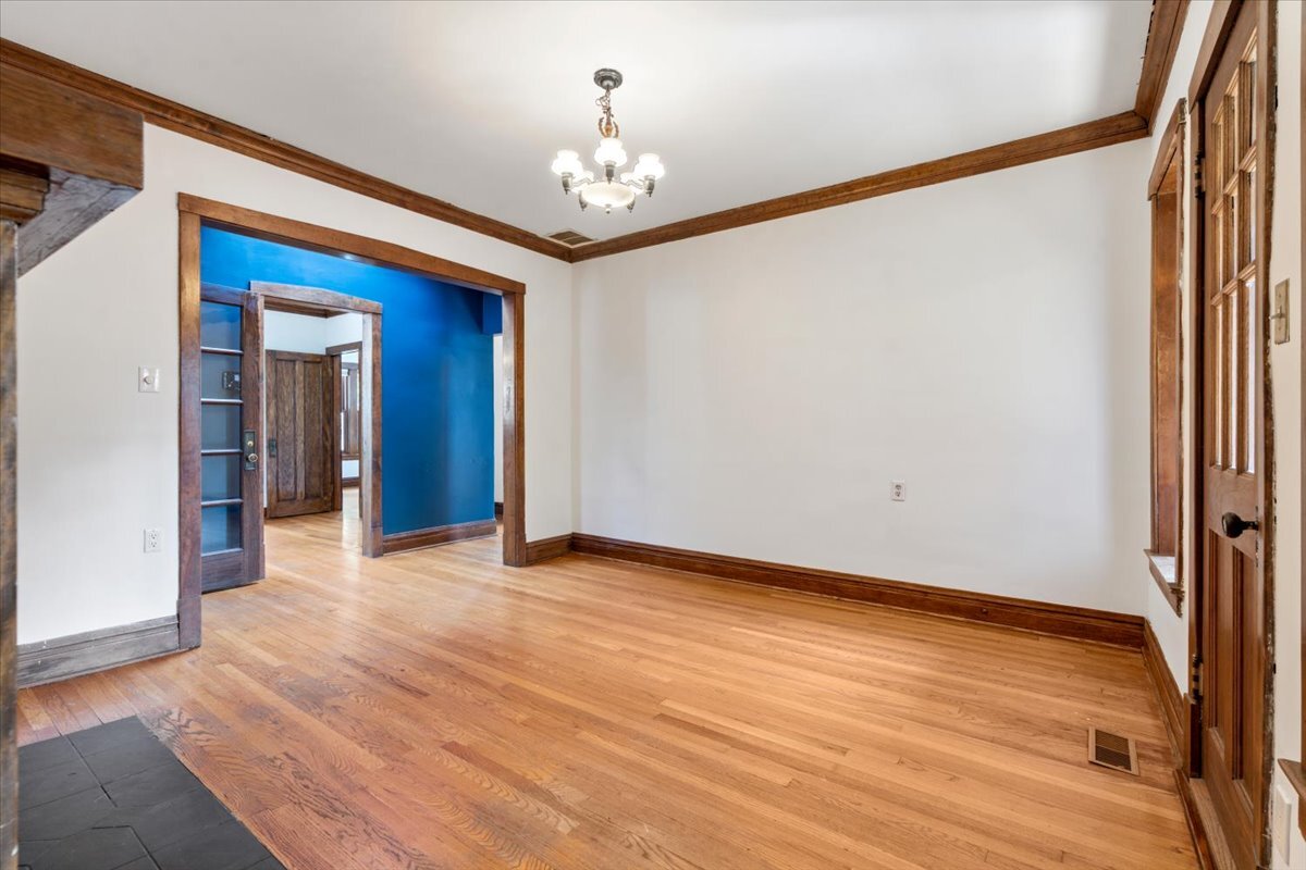 1835 N Humboldt Boulevard Property Photo 8