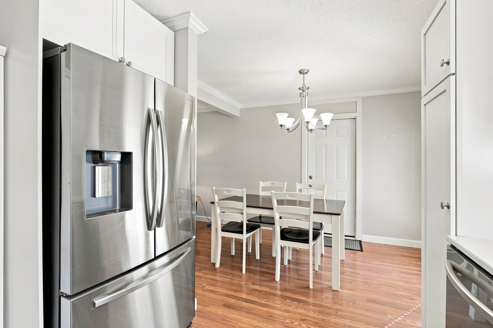 3109 Sunburst Drive Property Photo 14