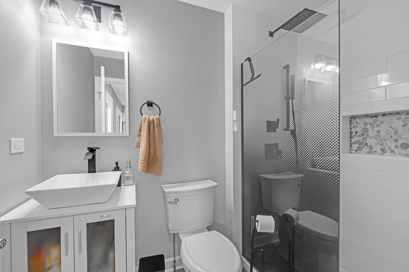 224 Redwood Avenue Property Photo 16