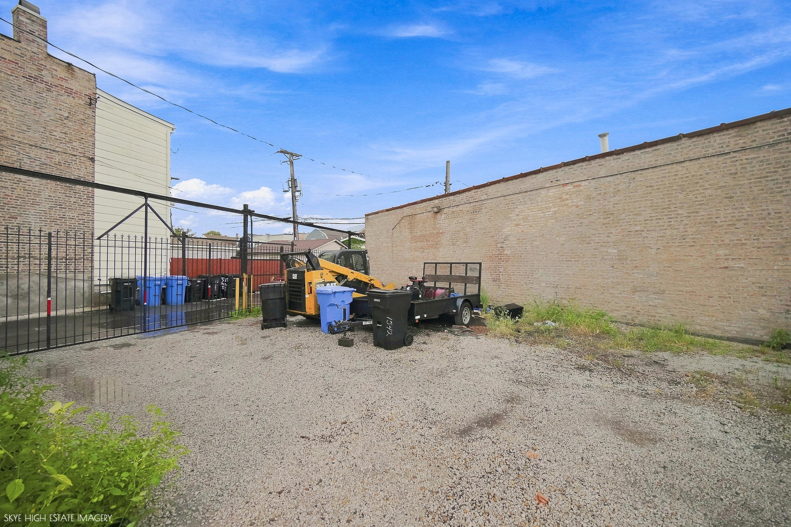 1332 N Harding Avenue Property Photo 21