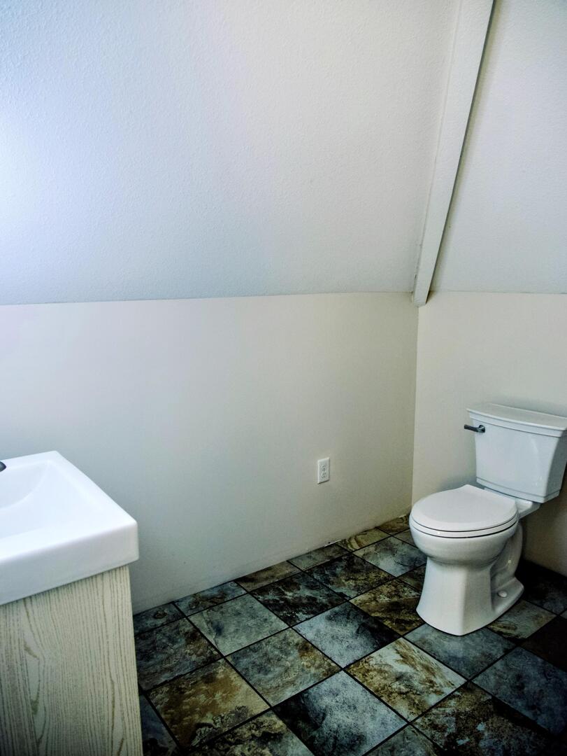 1037 N 8th Street Property Photo 24