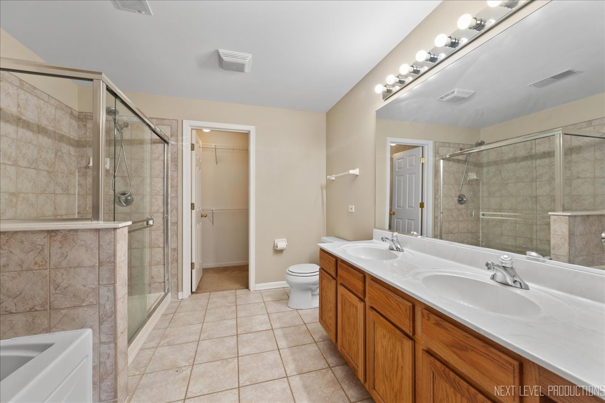 2402 Wilton Lane 2402 Property Photo 13