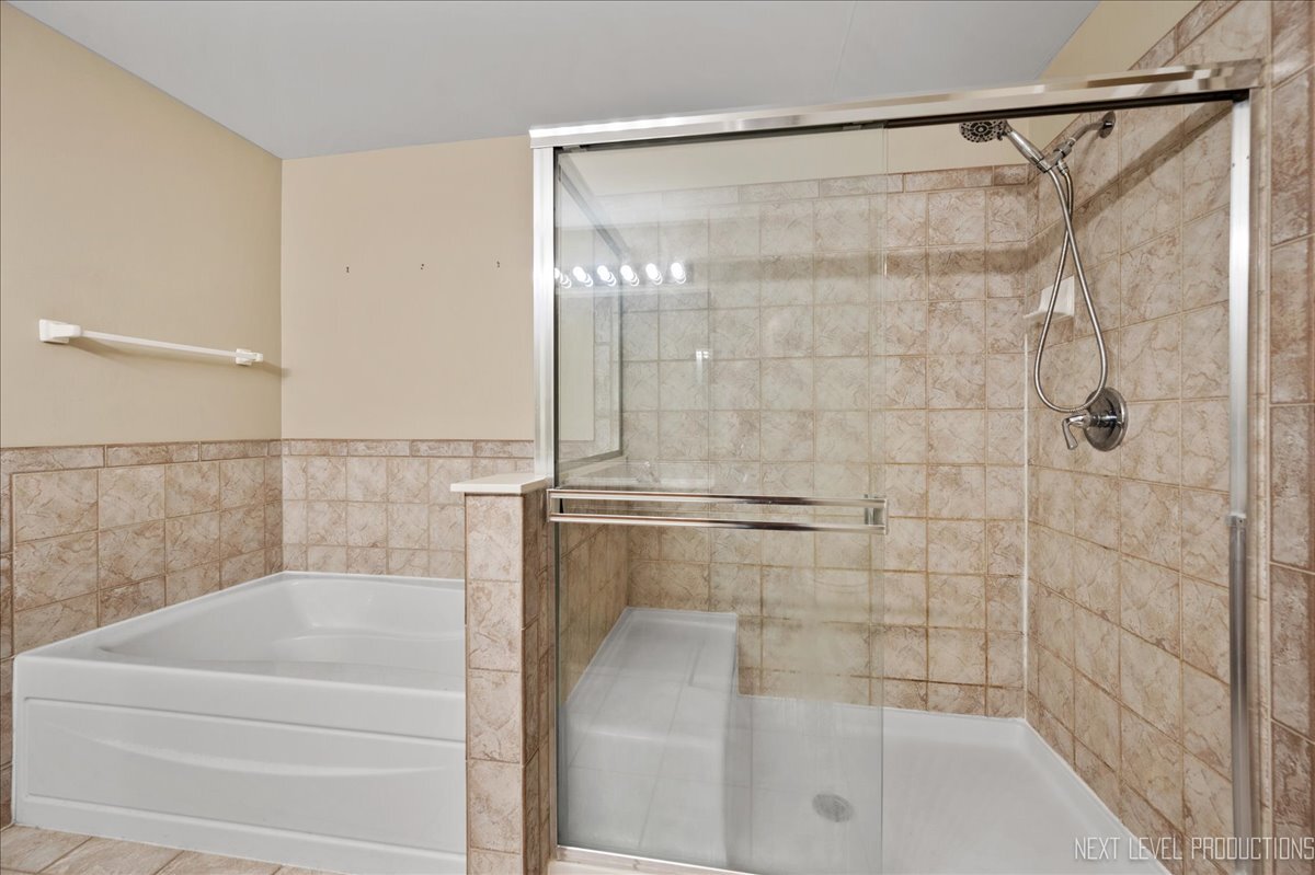 2402 Wilton Lane 2402 Property Photo 14