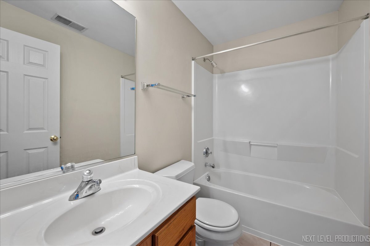 2402 Wilton Lane 2402 Property Photo 17