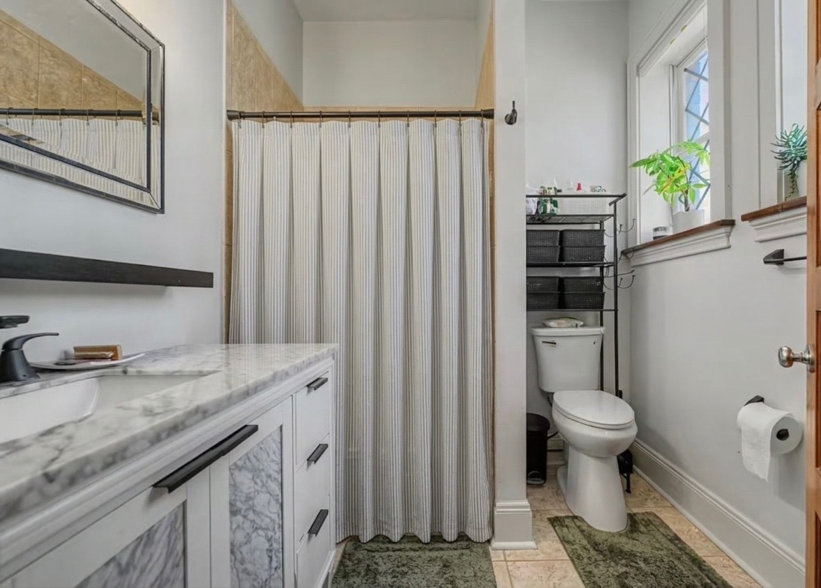 116 W Locust Street Property Photo 5
