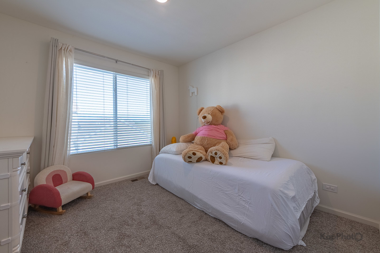 2543 Bella Drive Property Photo 4