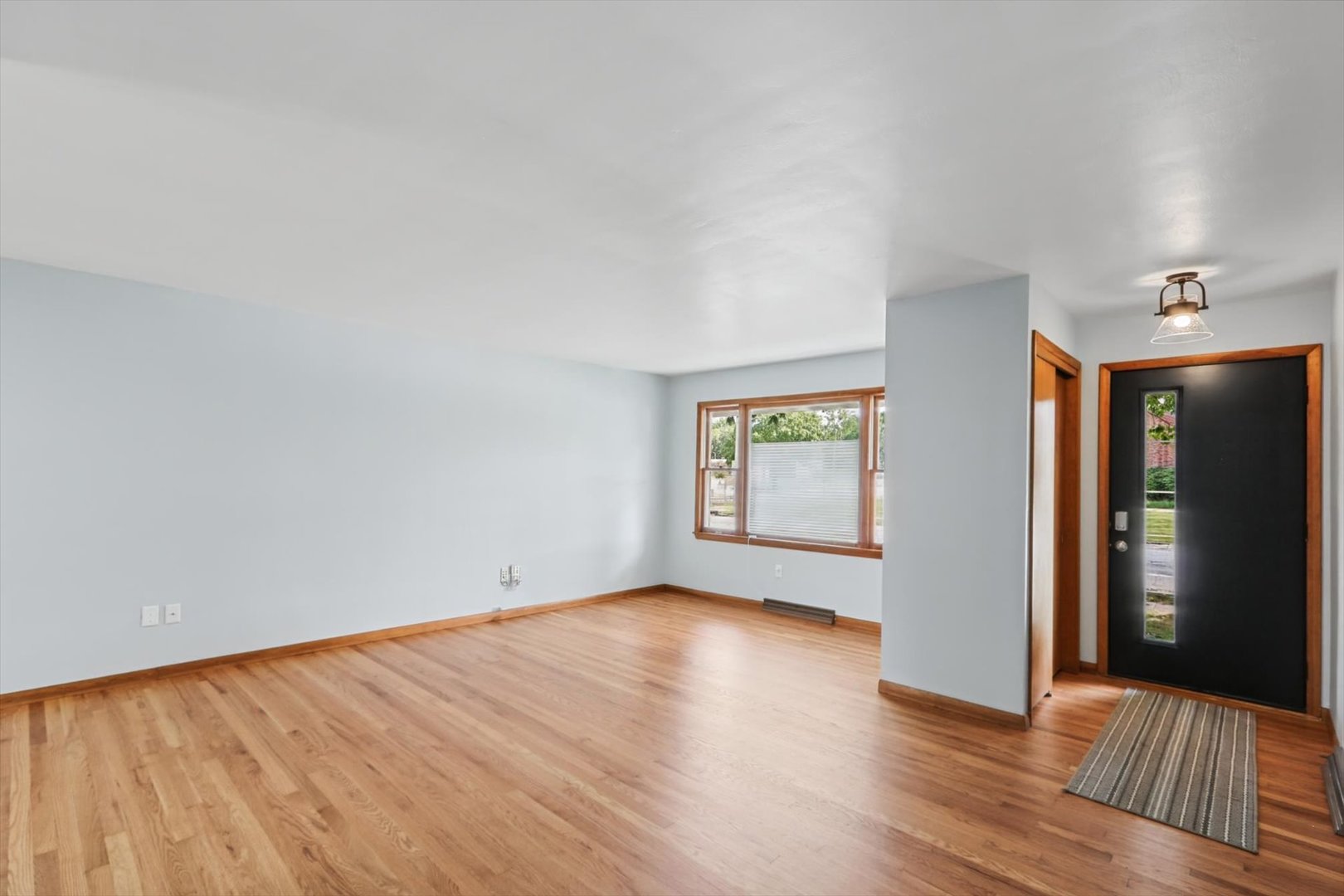 1701 S Anderson Street Property Photo 19