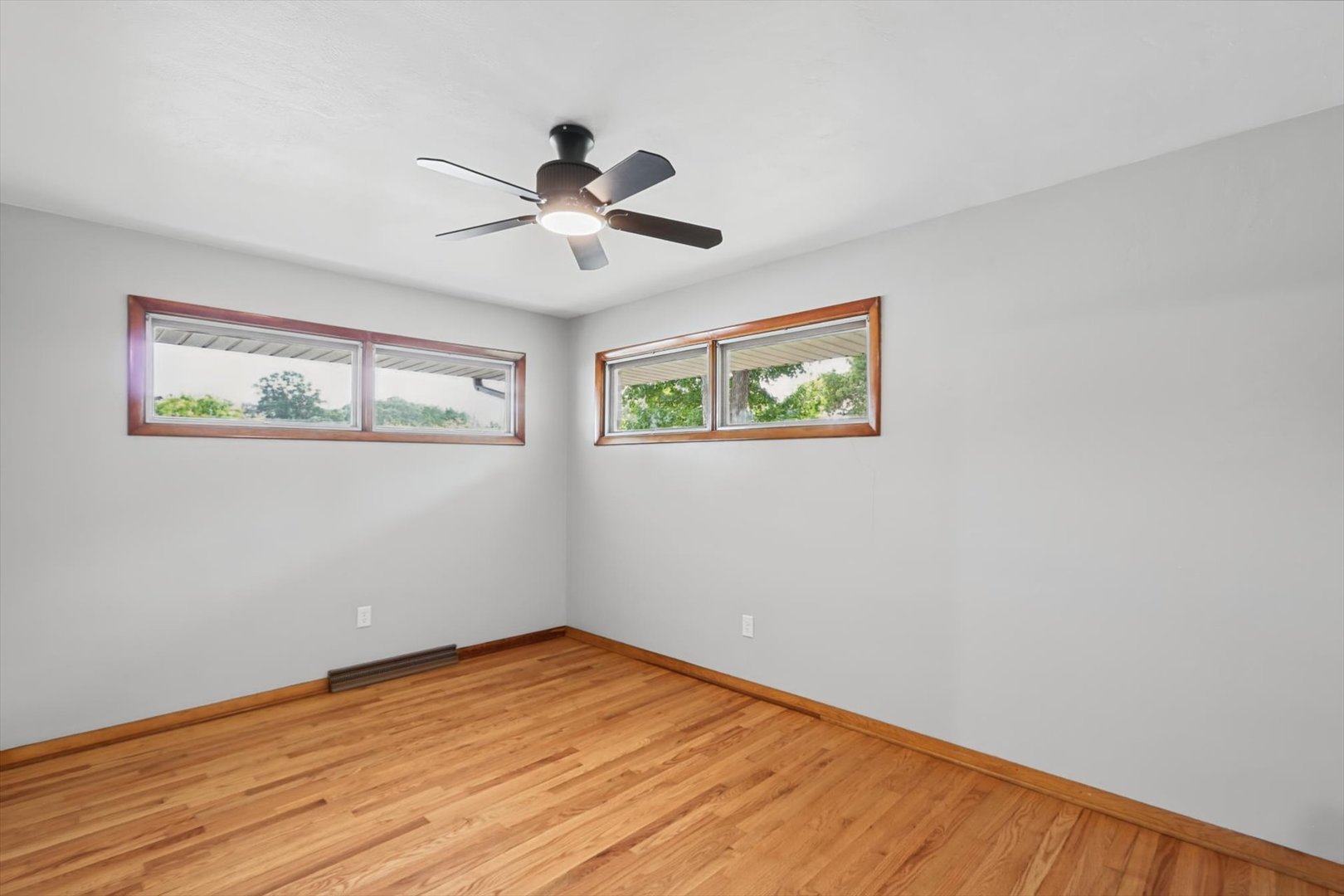 1701 S Anderson Street Property Photo 31