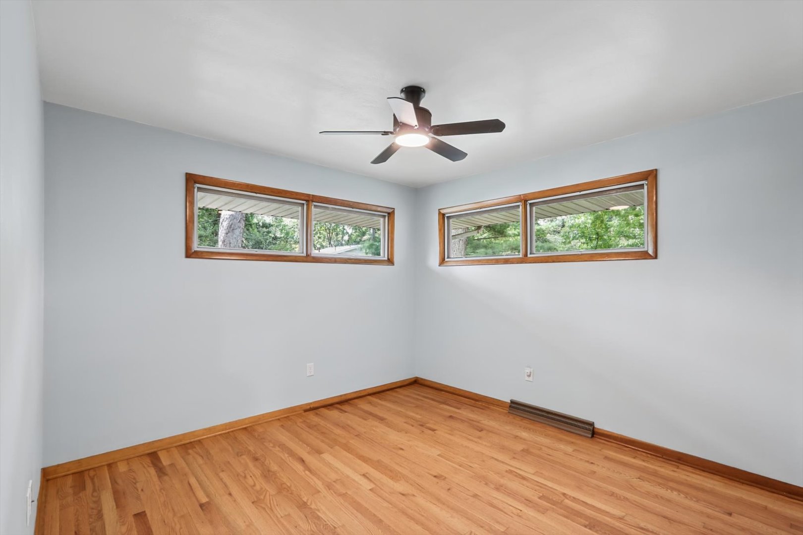 1701 S Anderson Street Property Photo 33