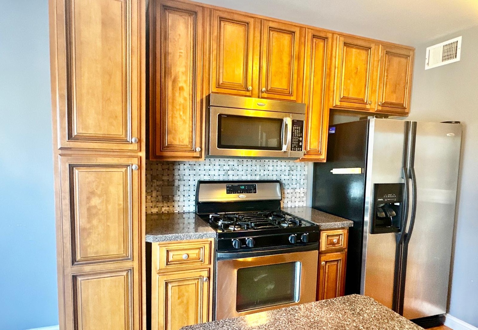 575 Greystone Lane A2 Property Photo 4