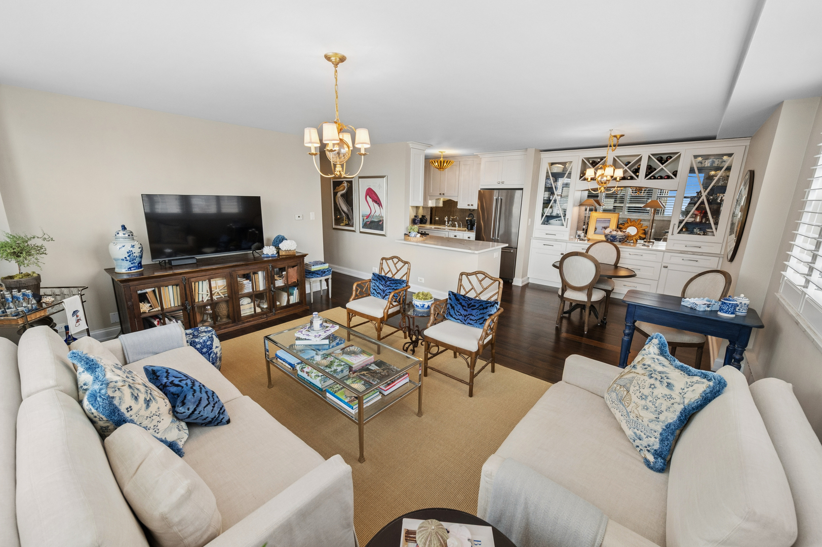 1445 N State Parkway 2205 Property Photo 7