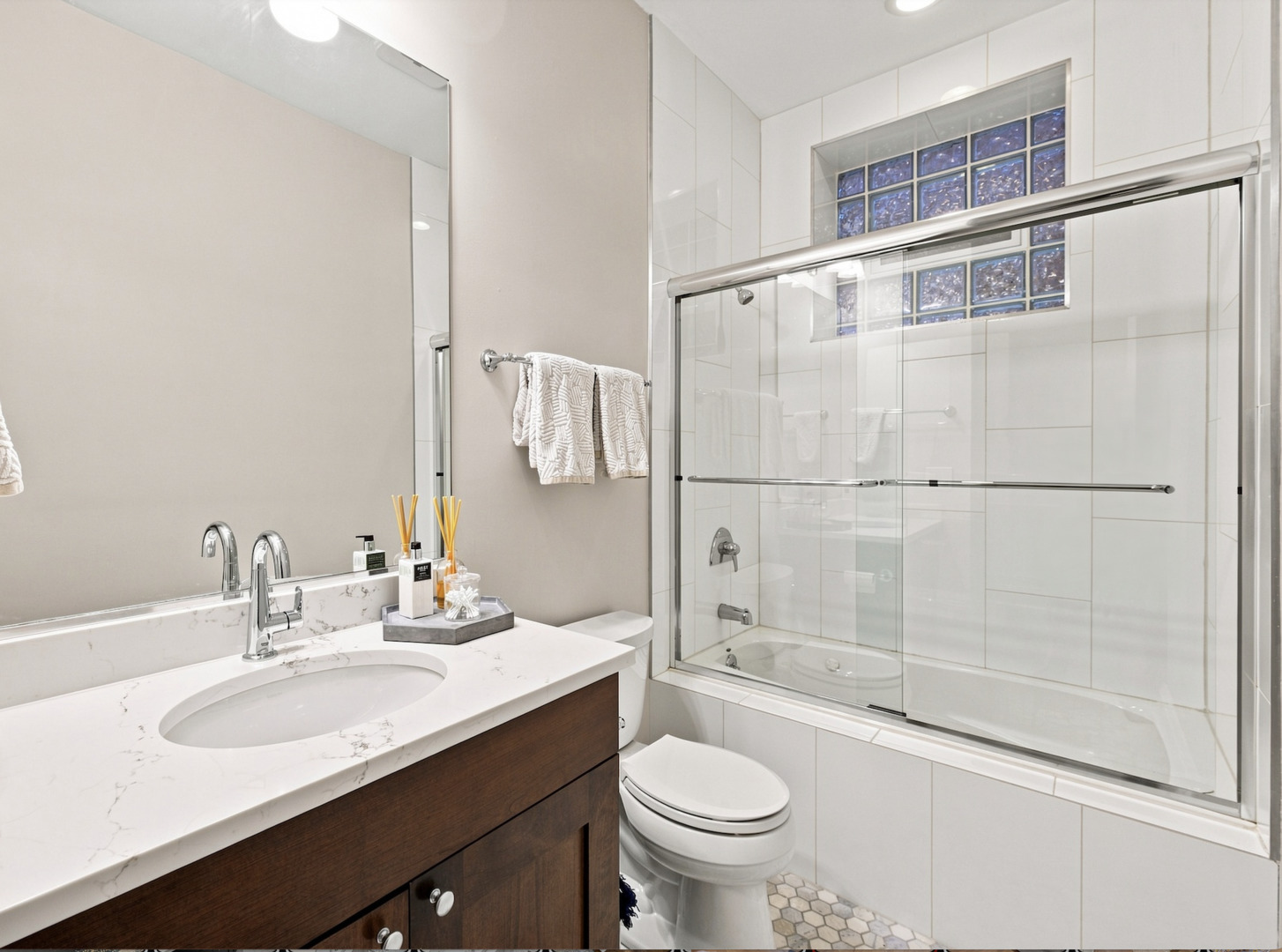 1902 N Halsted Street 1 Property Photo 18
