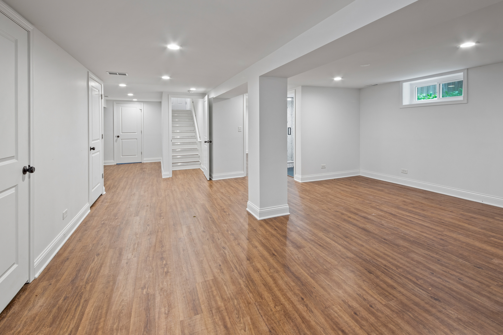 6114 N Lenox Avenue Property Photo 11