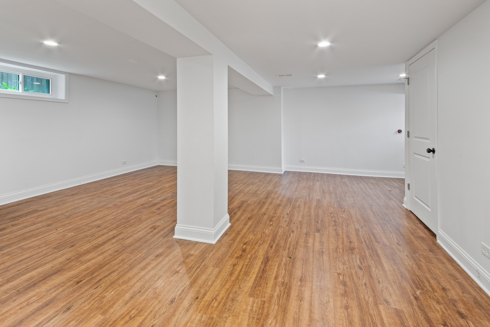 6114 N Lenox Avenue Property Photo 12