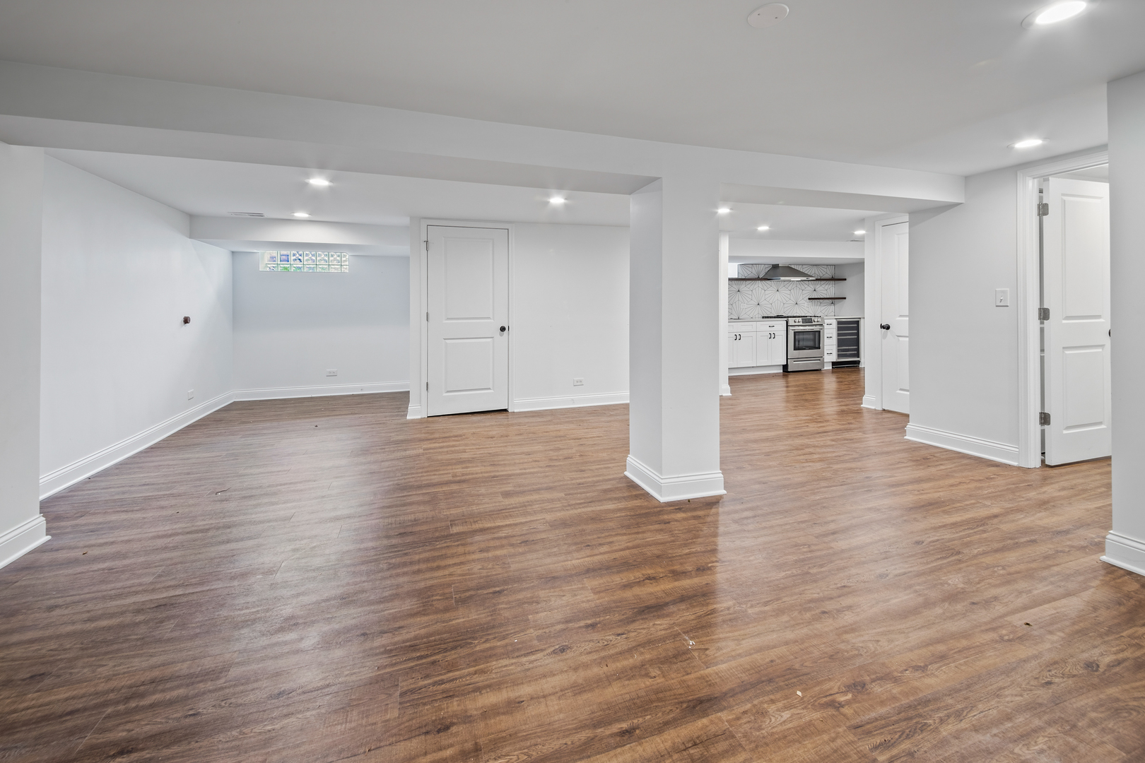 6114 N Lenox Avenue Property Photo 14