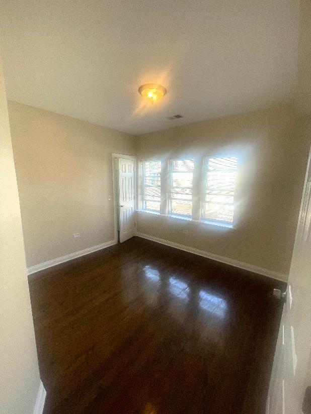 7743 S East End Avenue 2 Property Photo 13
