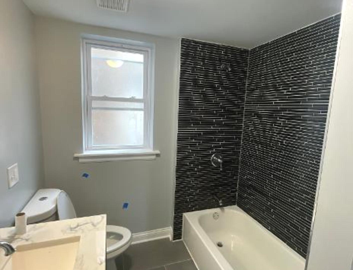 7743 S East End Avenue 2 Property Photo 18