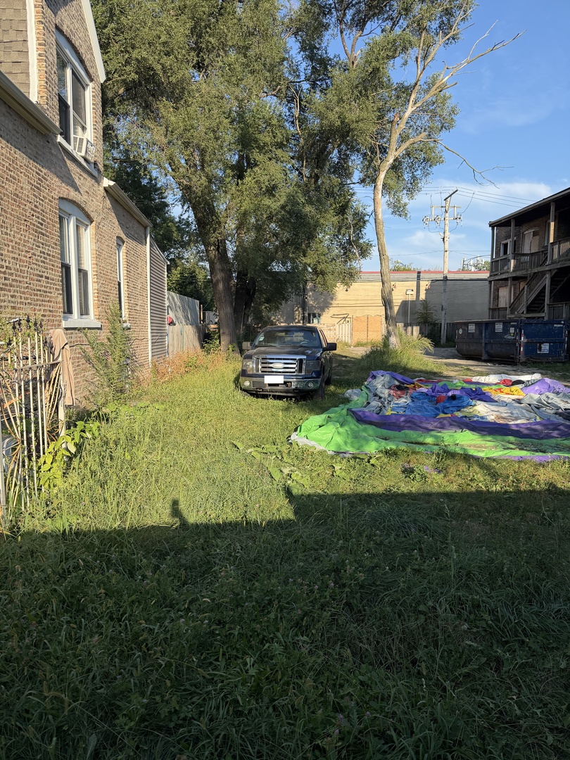 6653 S Marshfield Avenue Property Photo 1