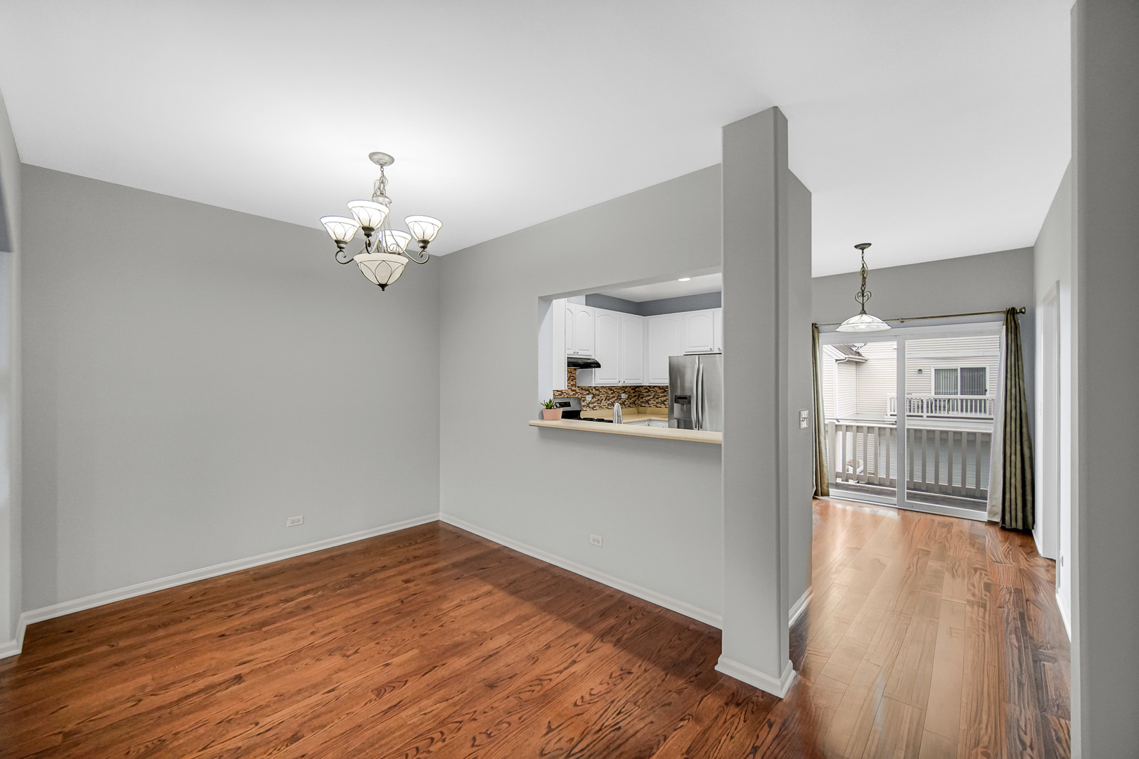 2392 Oakfield Court Property Photo 8