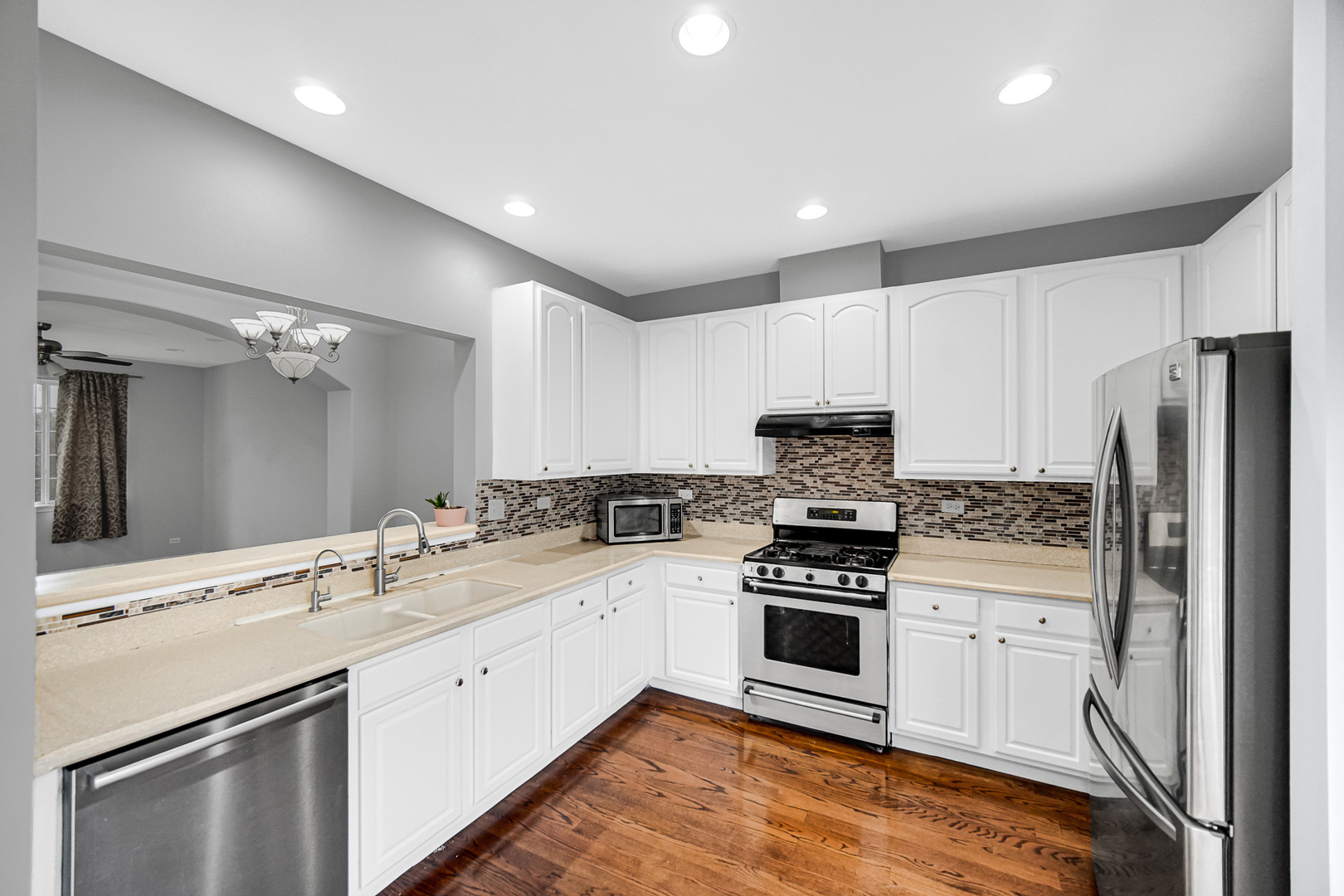 2392 Oakfield Court Property Photo 12
