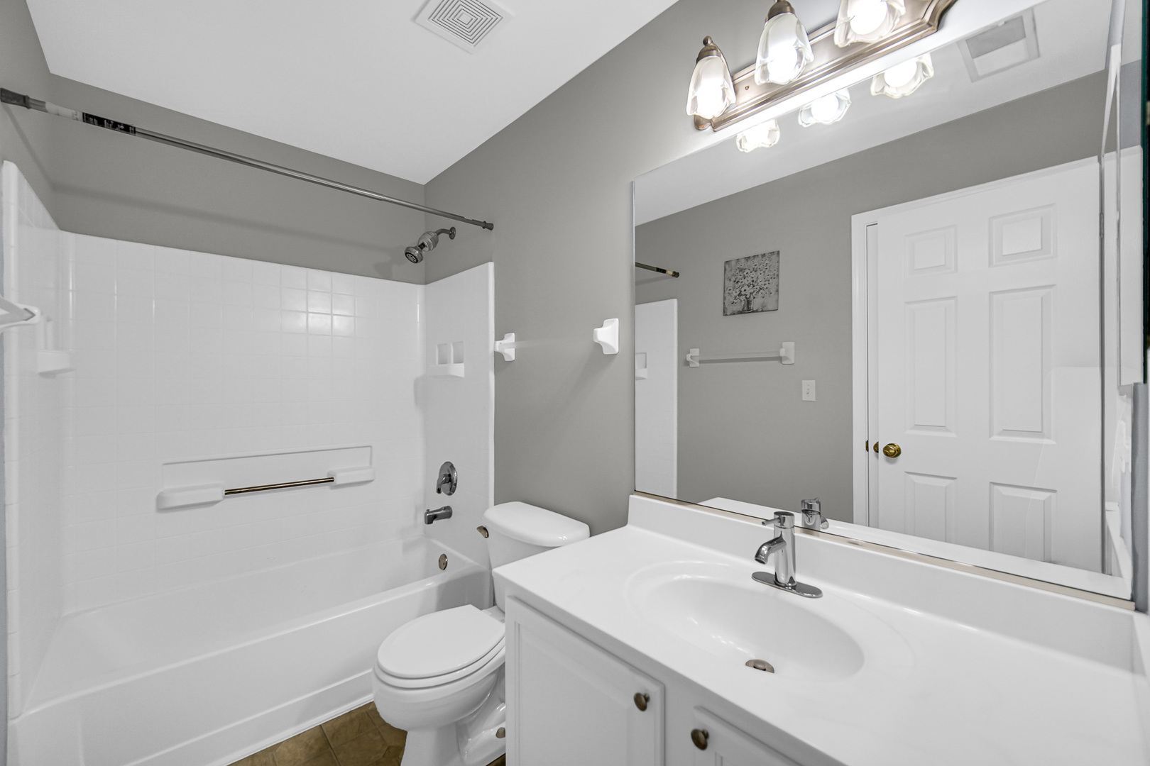 2392 Oakfield Court Property Photo 13