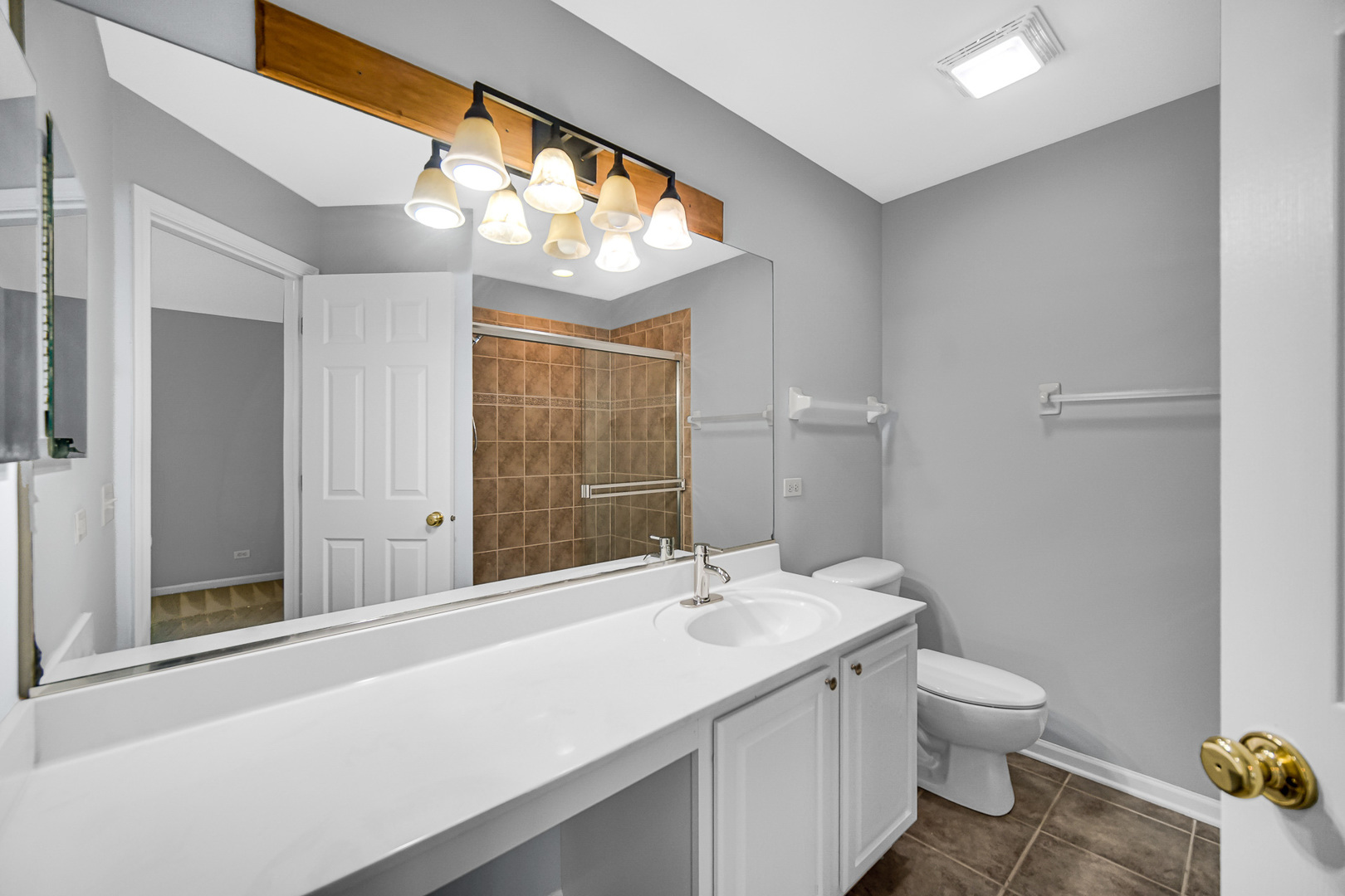 2392 Oakfield Court Property Photo 17