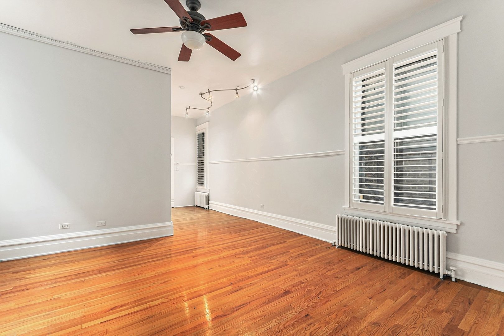 5114 S Dorchester Avenue Property Photo 15