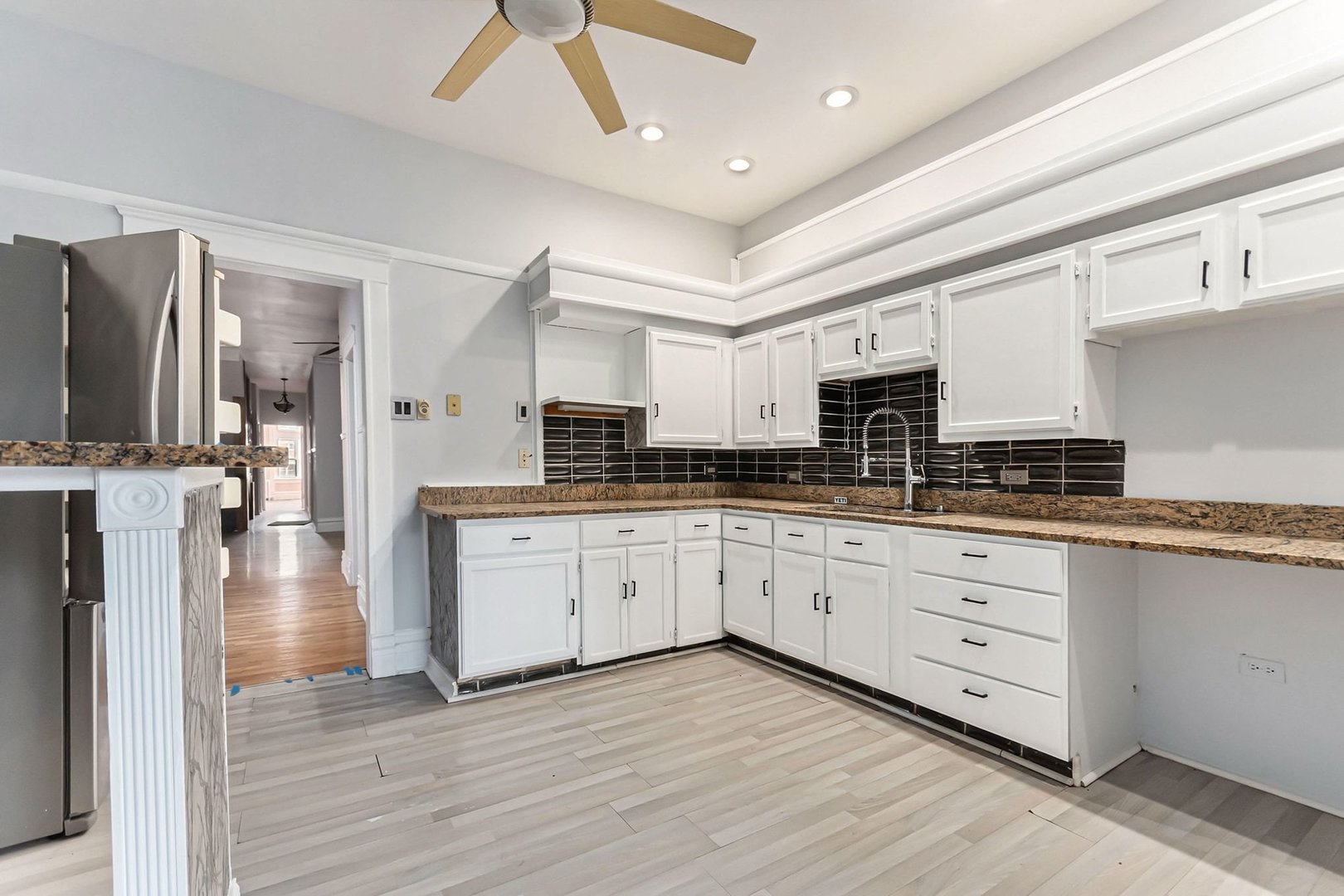 5114 S Dorchester Avenue Property Photo 17