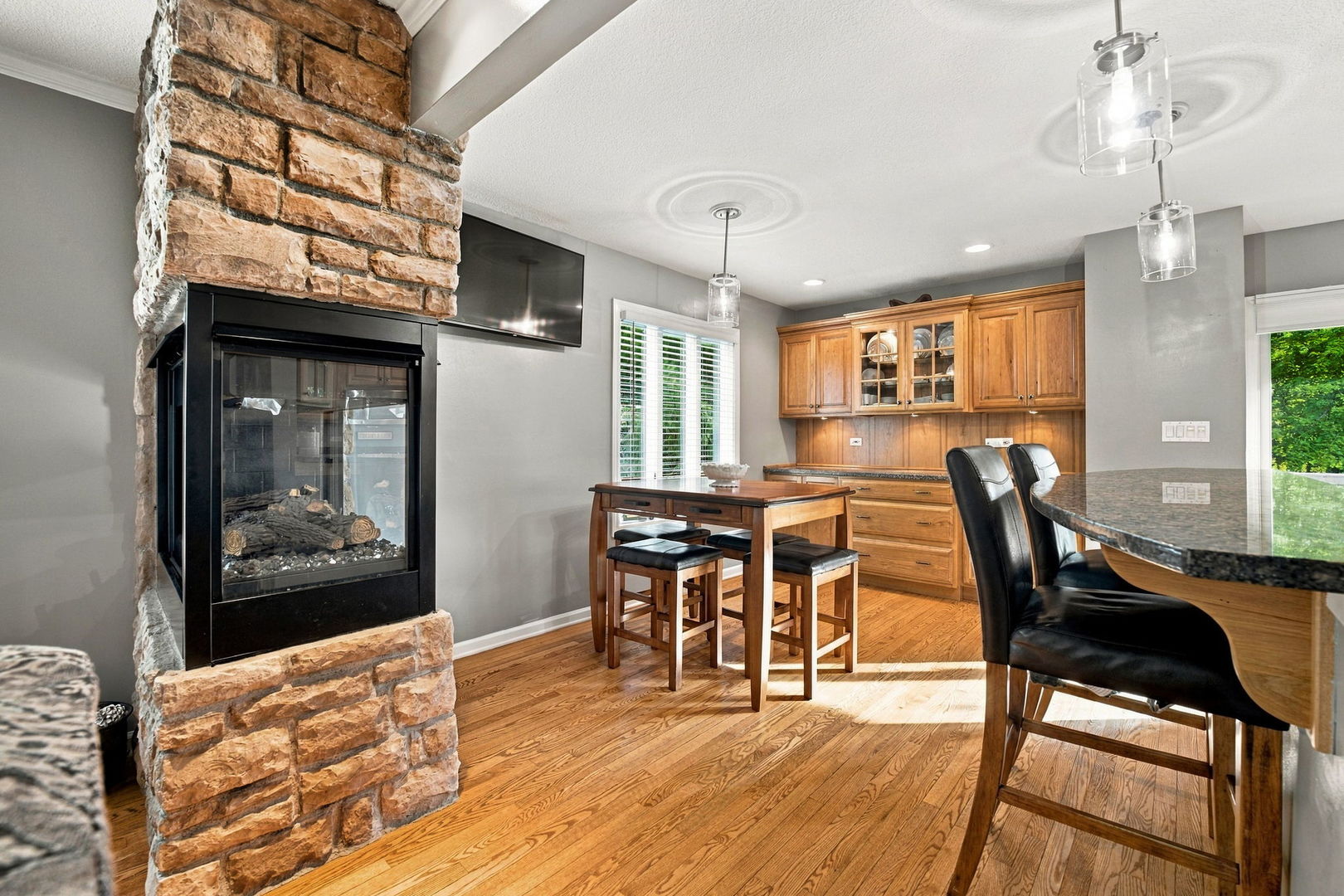 25240 W Marble Court Property Photo 8