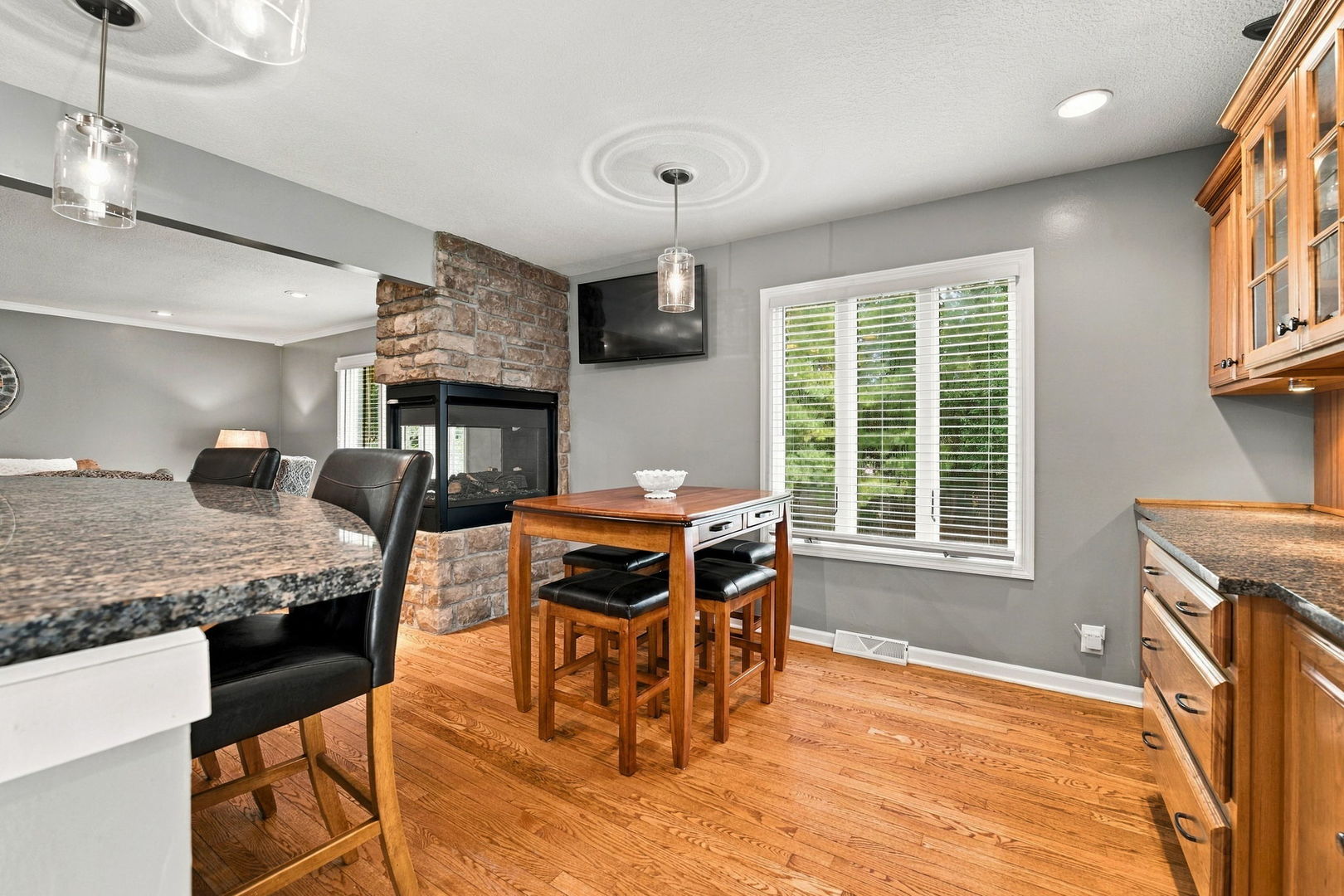 25240 W Marble Court Property Photo 11